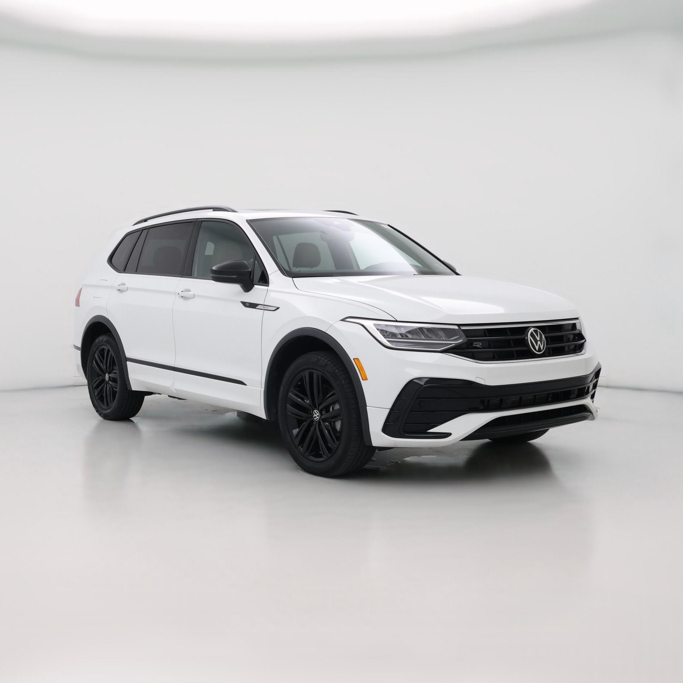 Thumbnail: 2022 Volkswagen Tiguan - 1