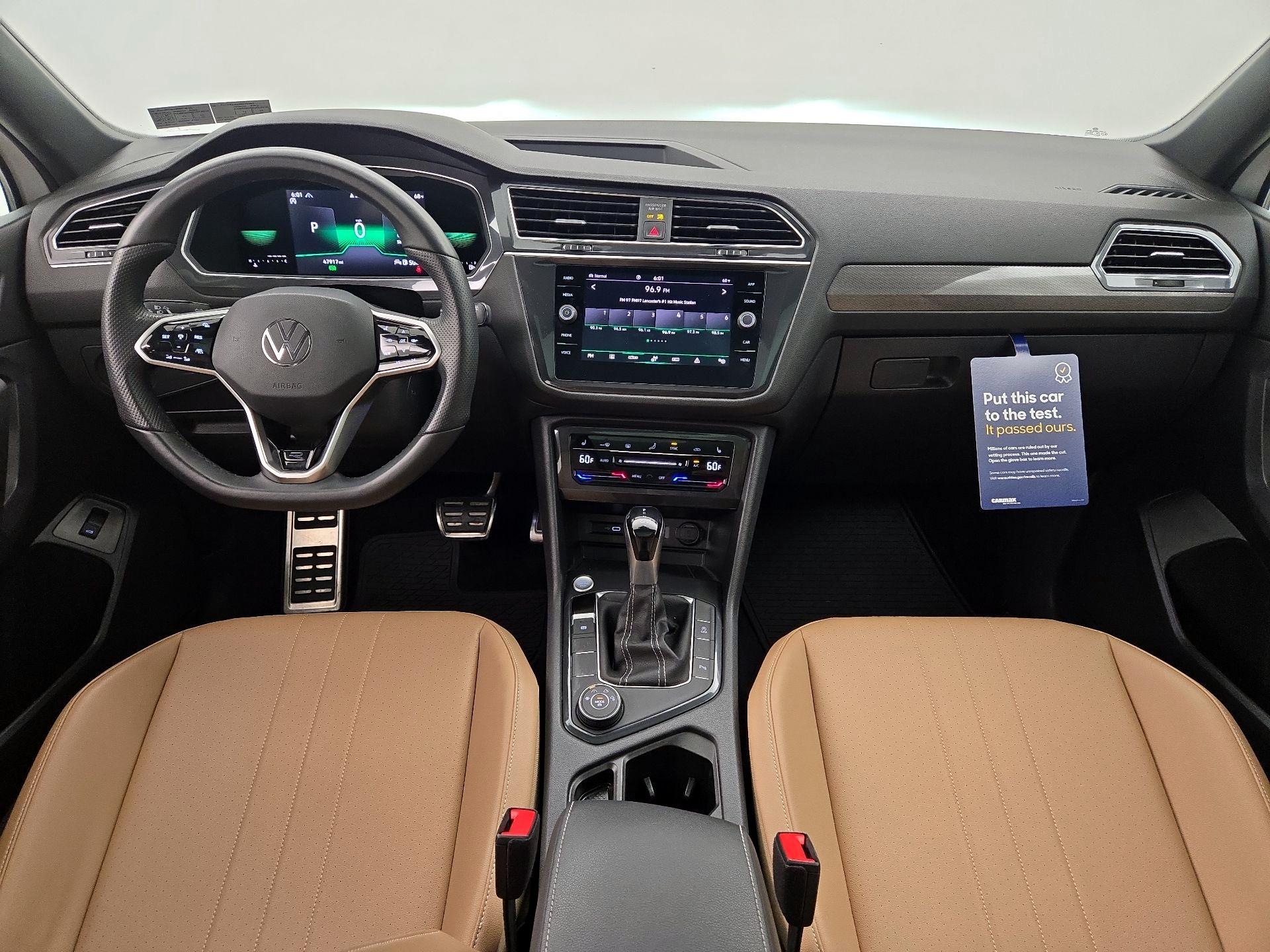 Thumbnail: 2022 Volkswagen Tiguan - 9