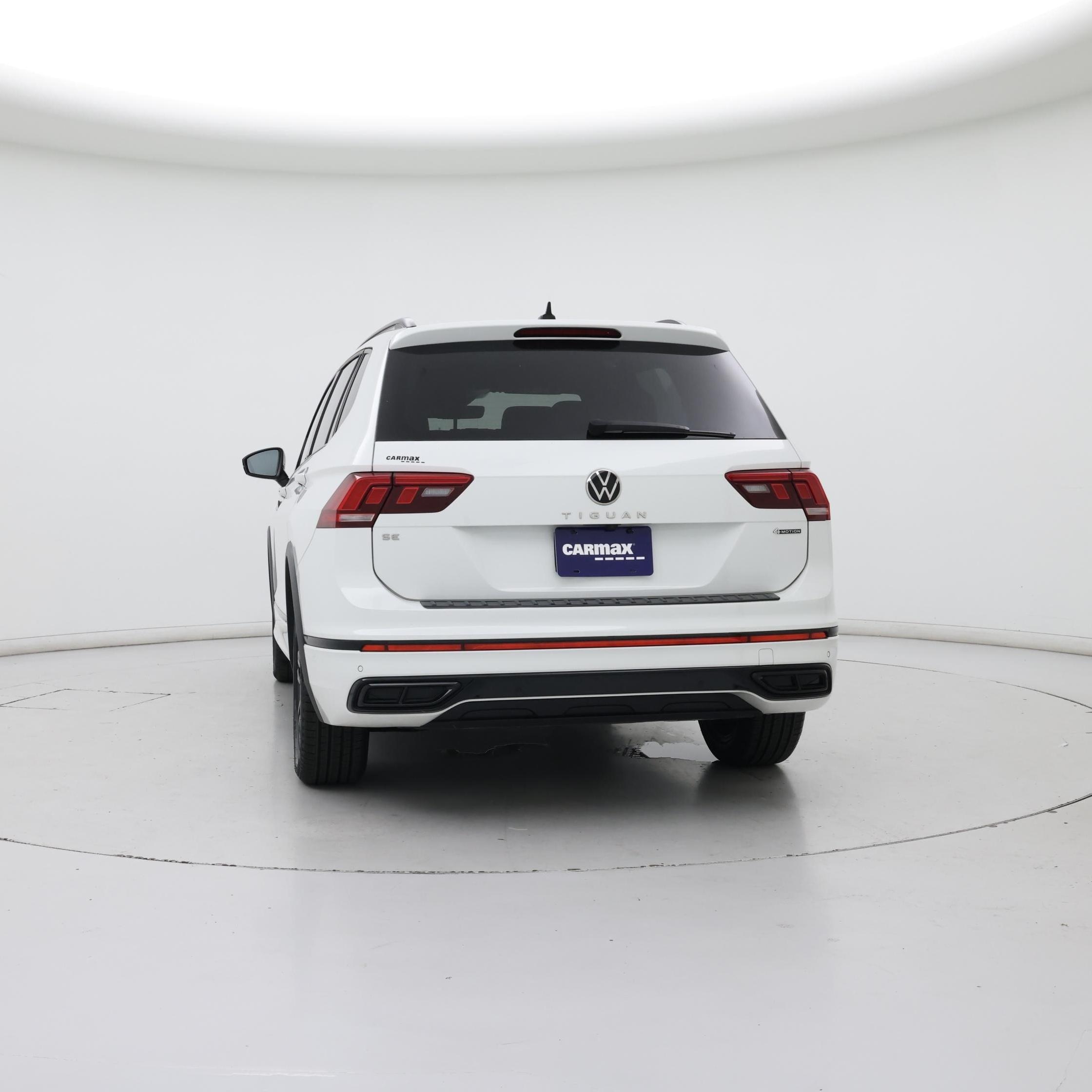 Thumbnail: 2022 Volkswagen Tiguan - 6