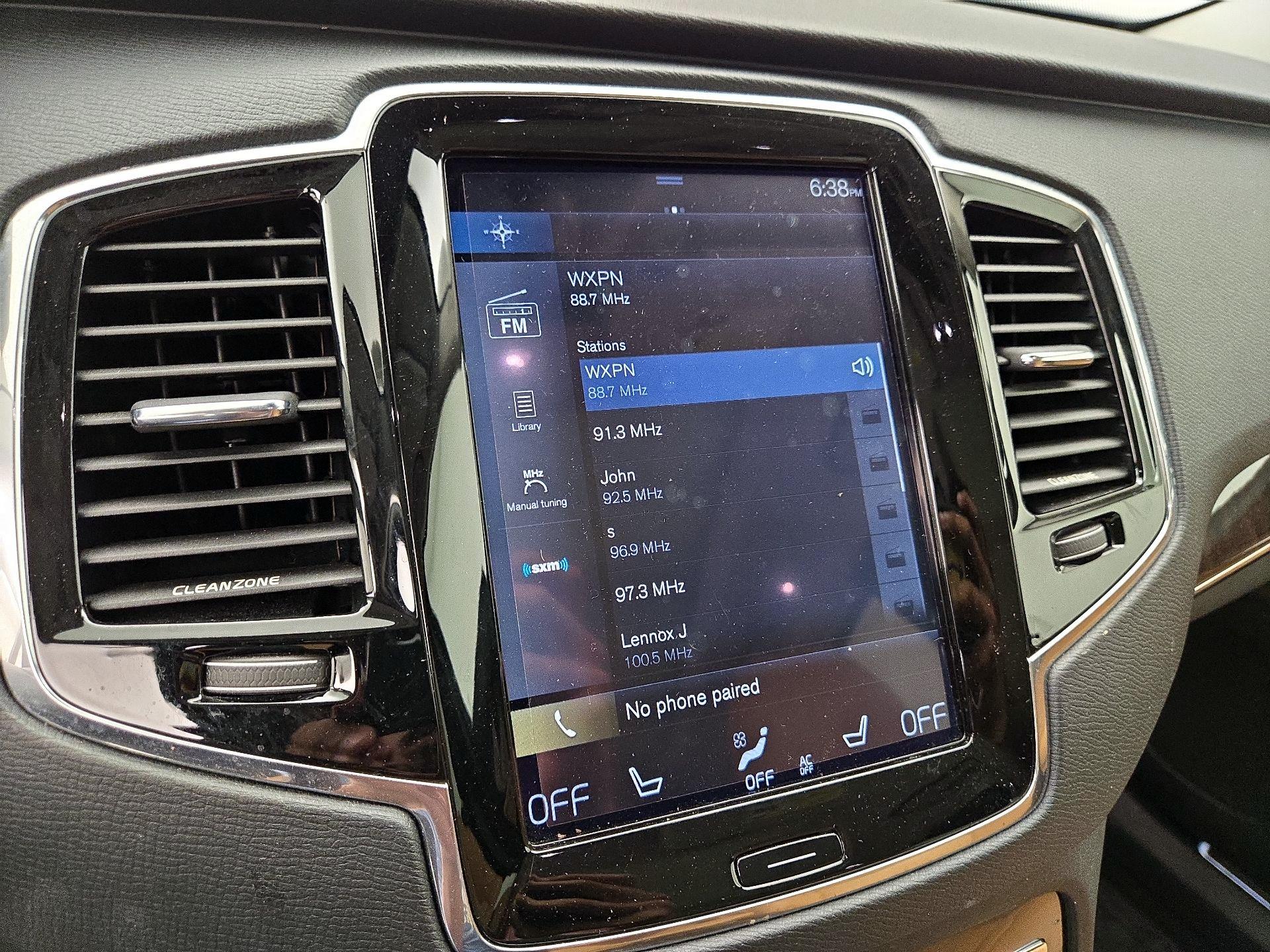 Thumbnail: 2016 Volvo XC90 - 16