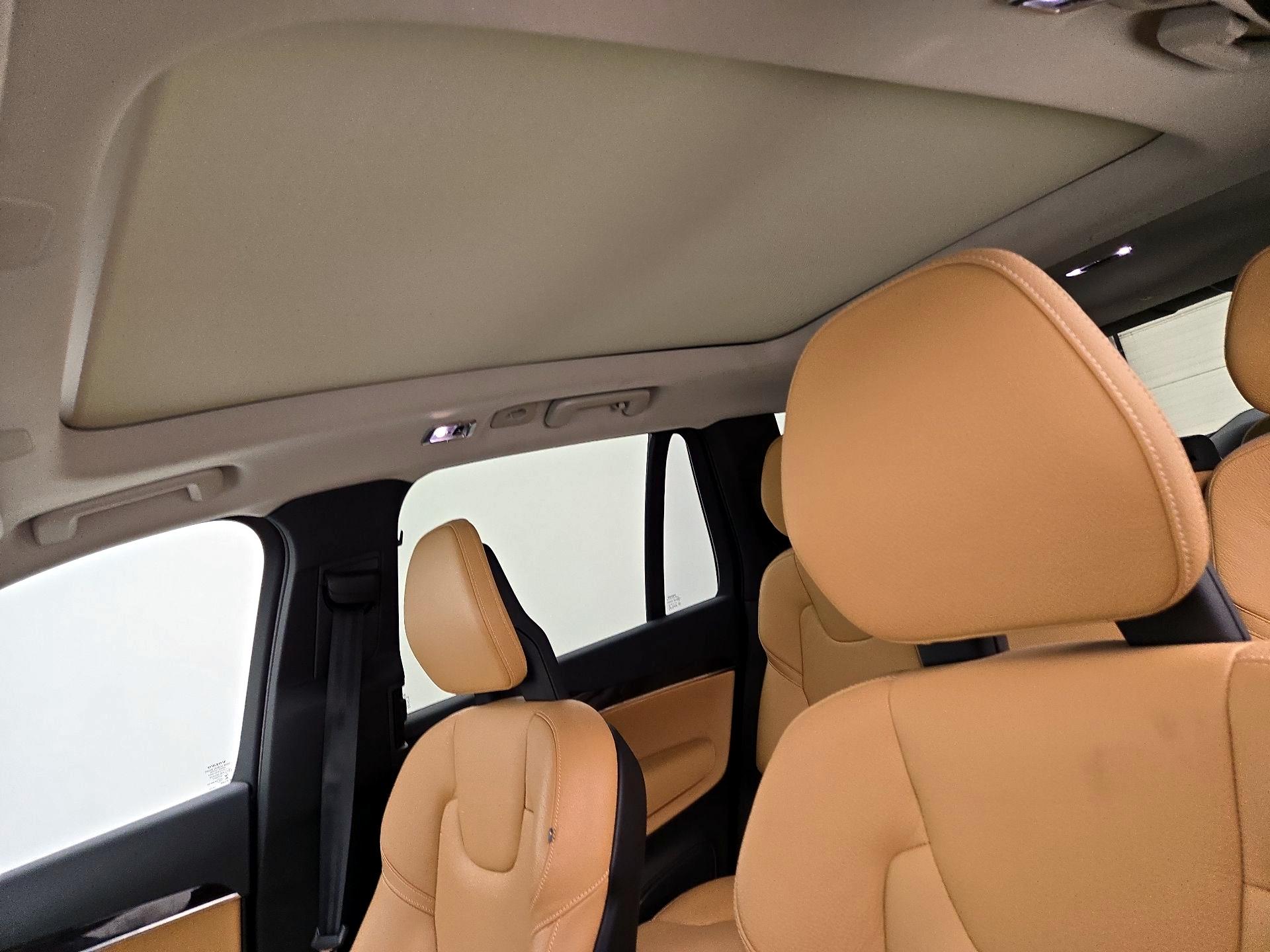 Thumbnail: 2016 Volvo XC90 - 19