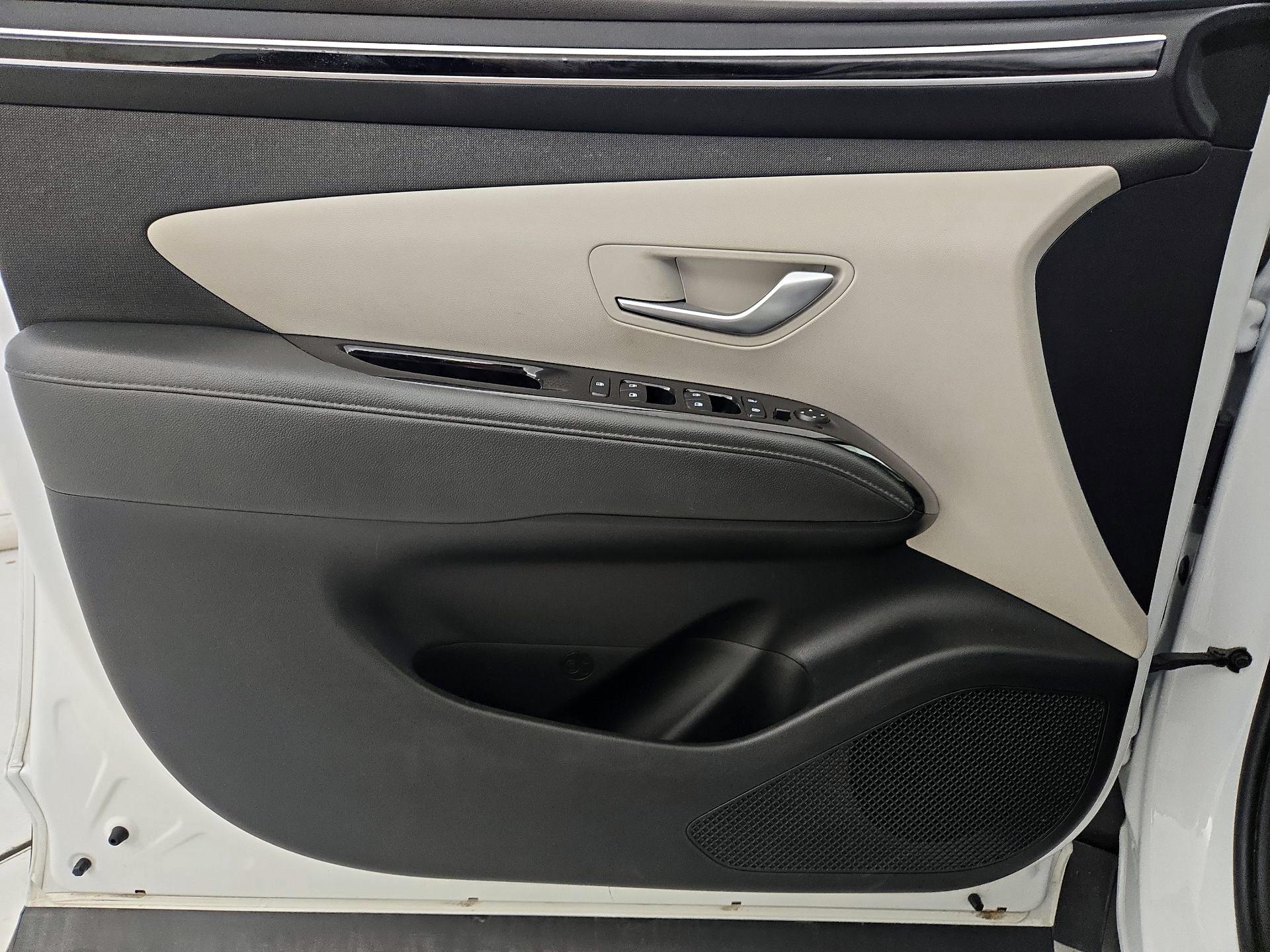 Thumbnail: 2022 Hyundai Tucson - 12