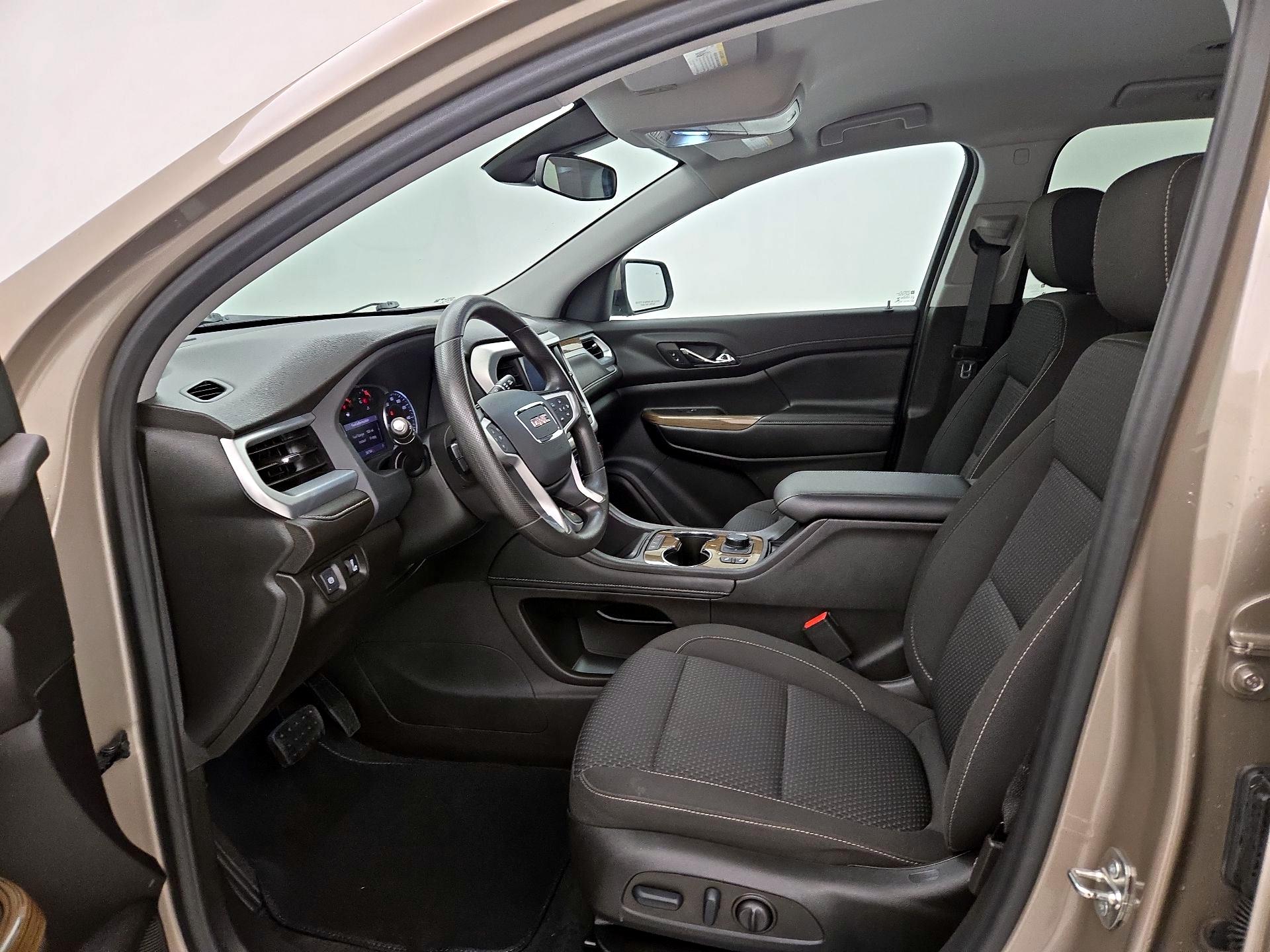 Thumbnail: 2022 GMC Acadia - 11