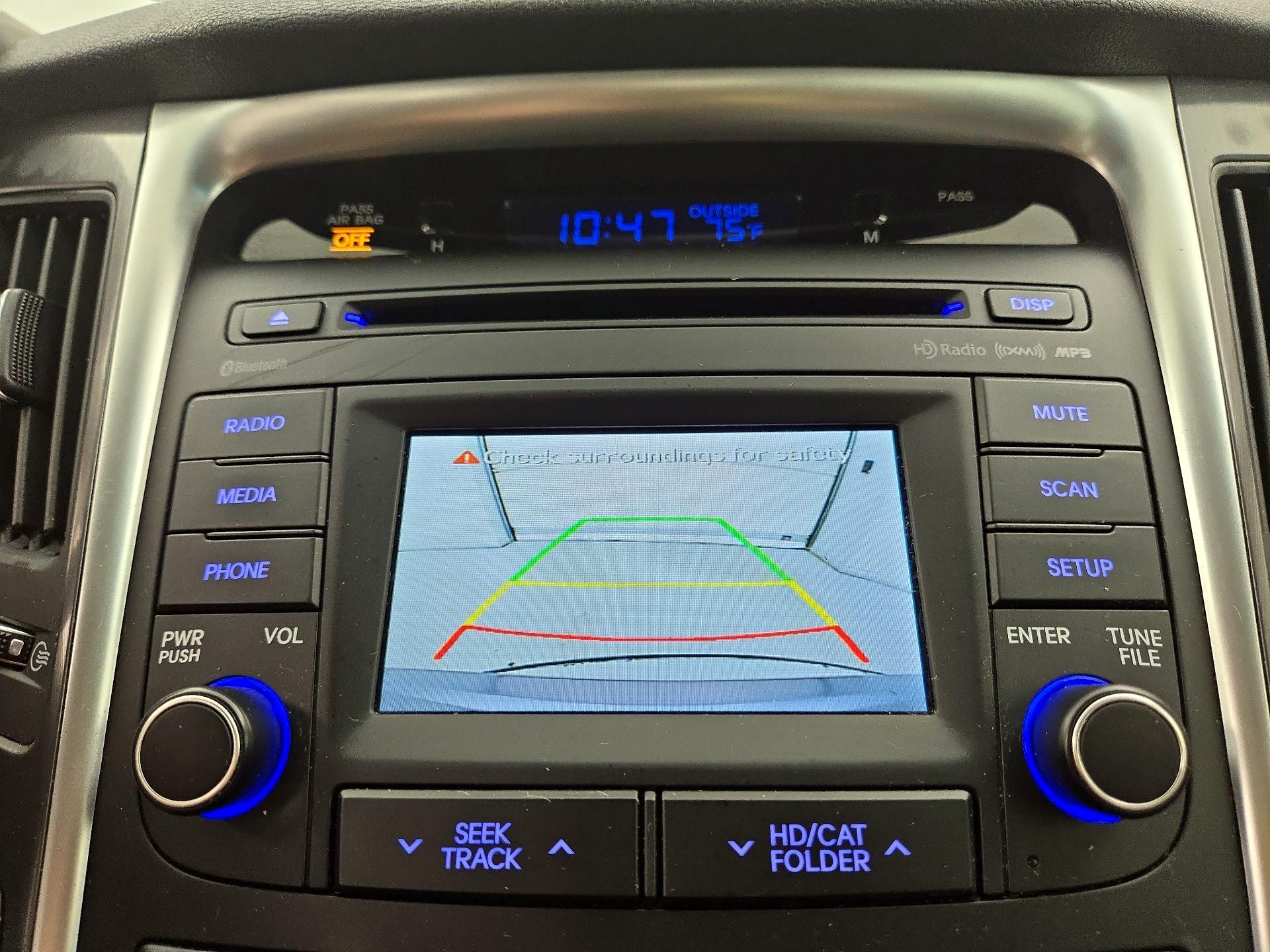 Thumbnail: 2015 Hyundai Sonata - 14