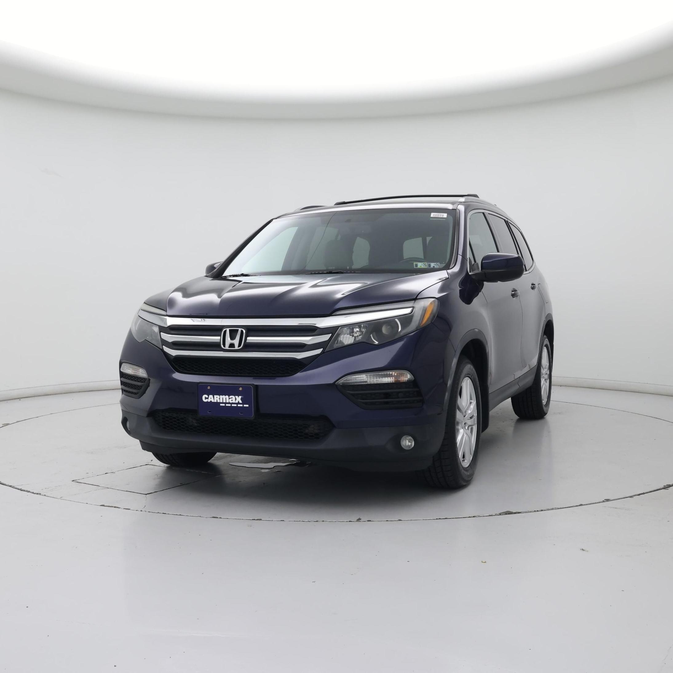 Thumbnail: 2017 Honda Pilot - 4