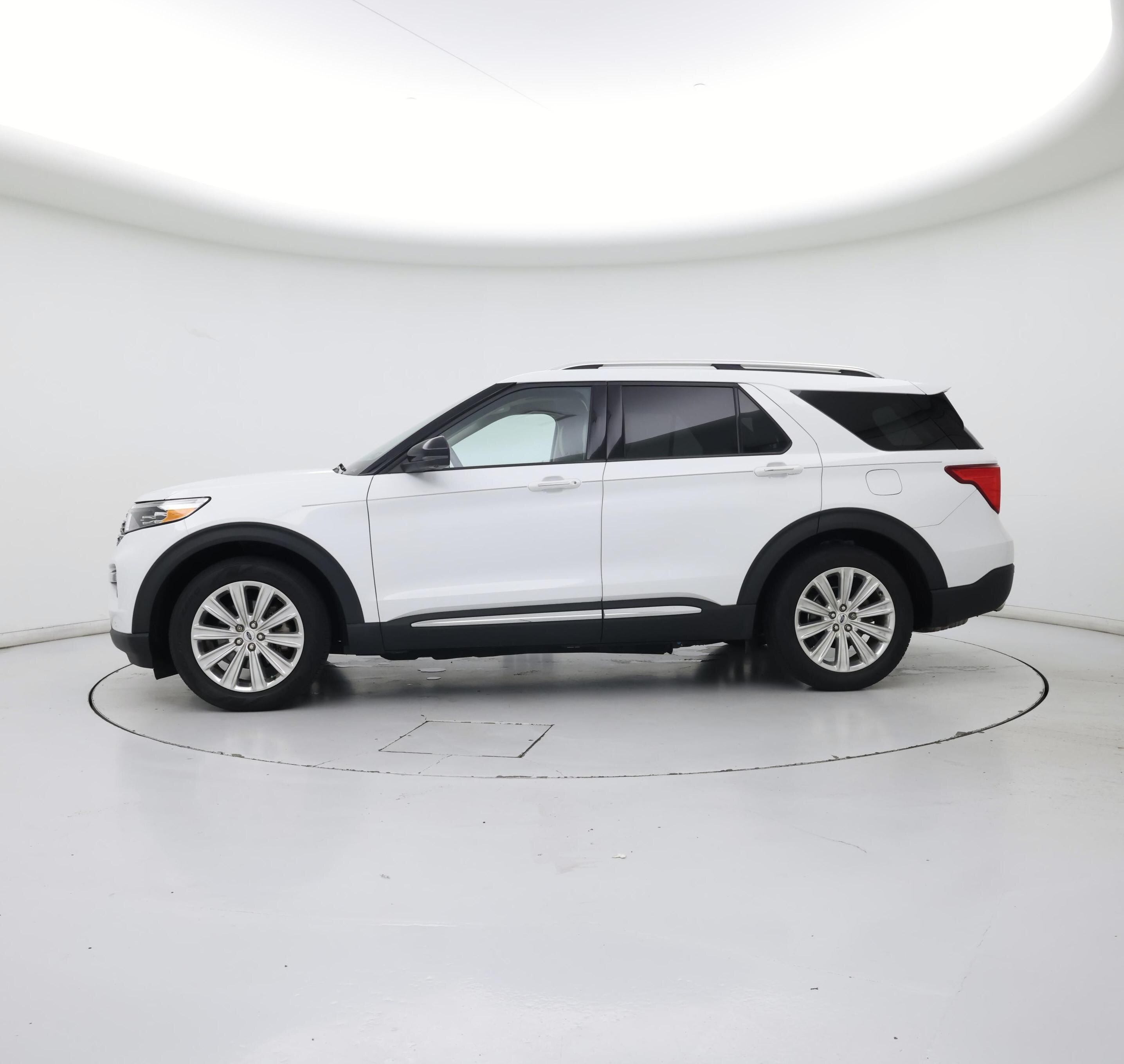 Thumbnail: 2021 Ford Explorer - 3