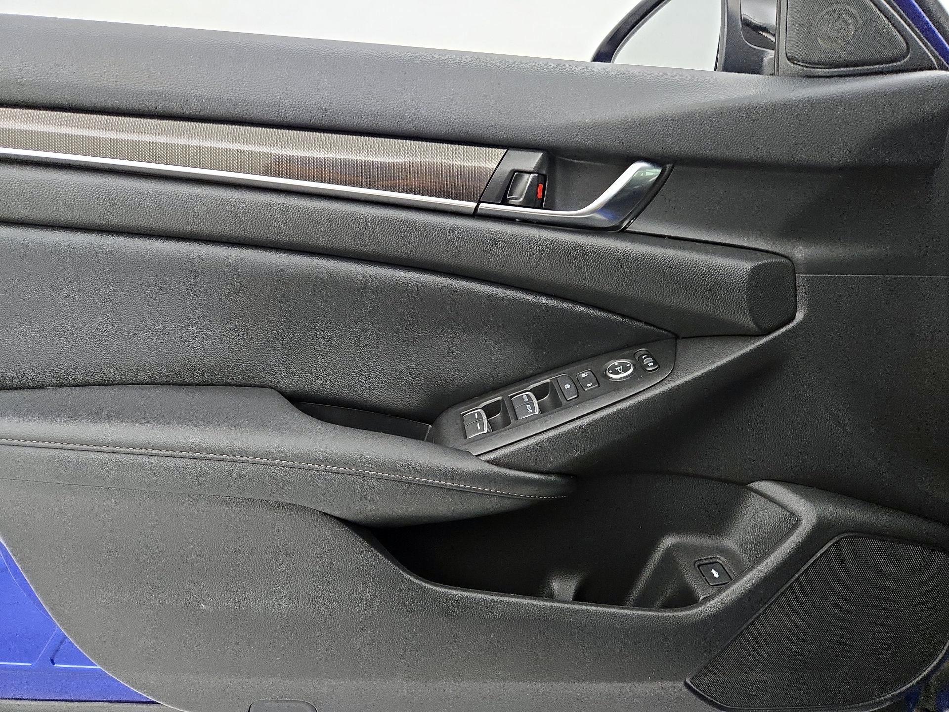 Thumbnail: 2022 Honda Accord - 12