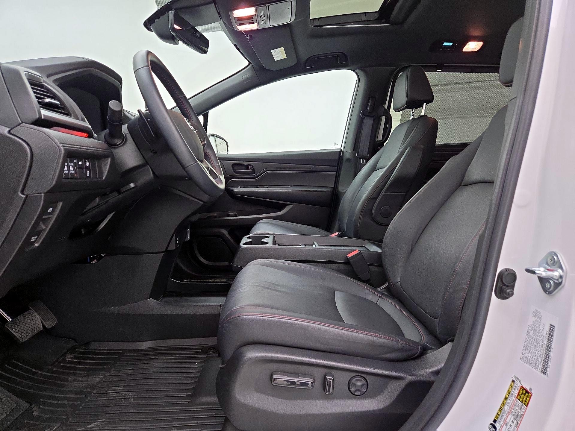 Thumbnail: 2024 Honda Odyssey - 11