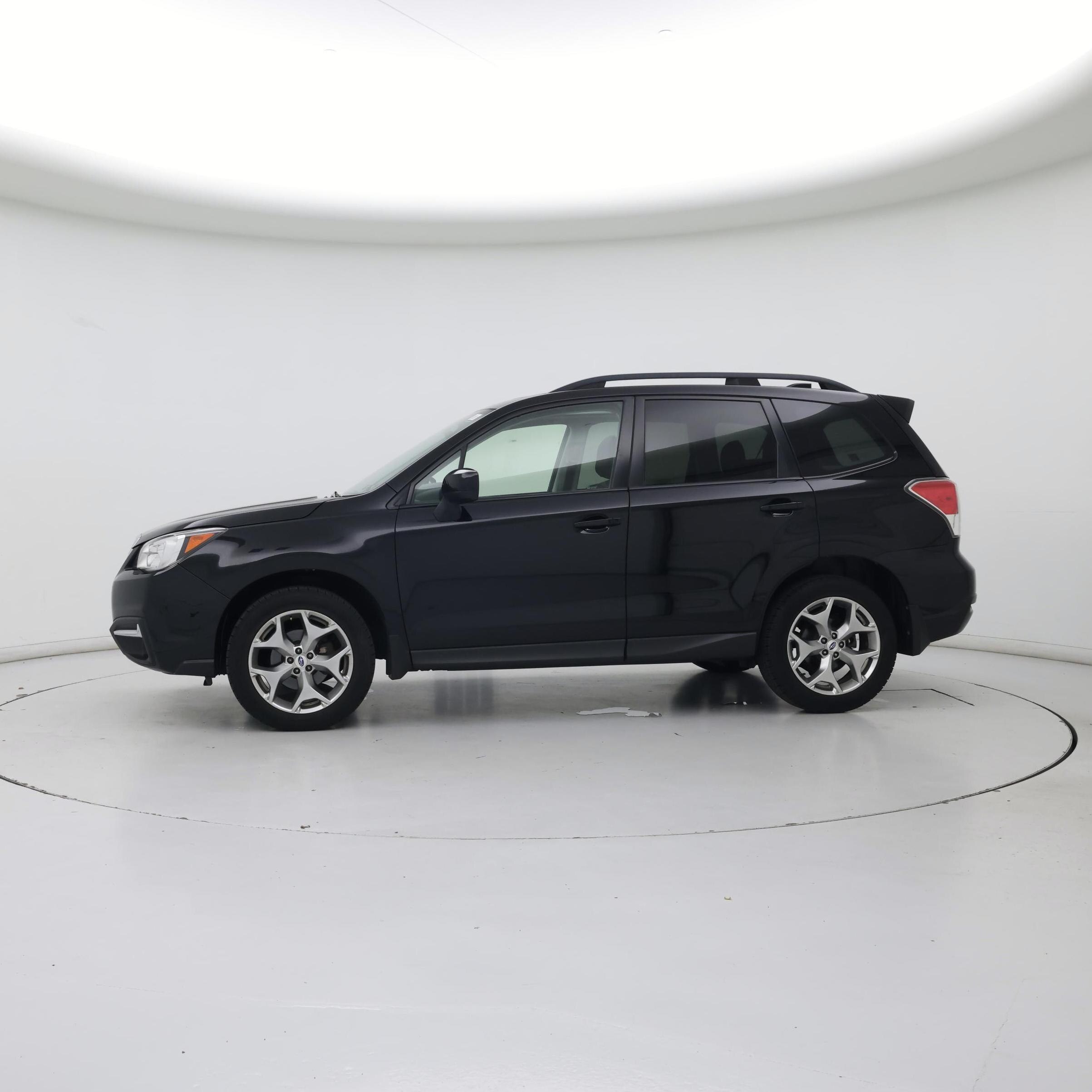 Thumbnail: 2017 Subaru Forester - 3