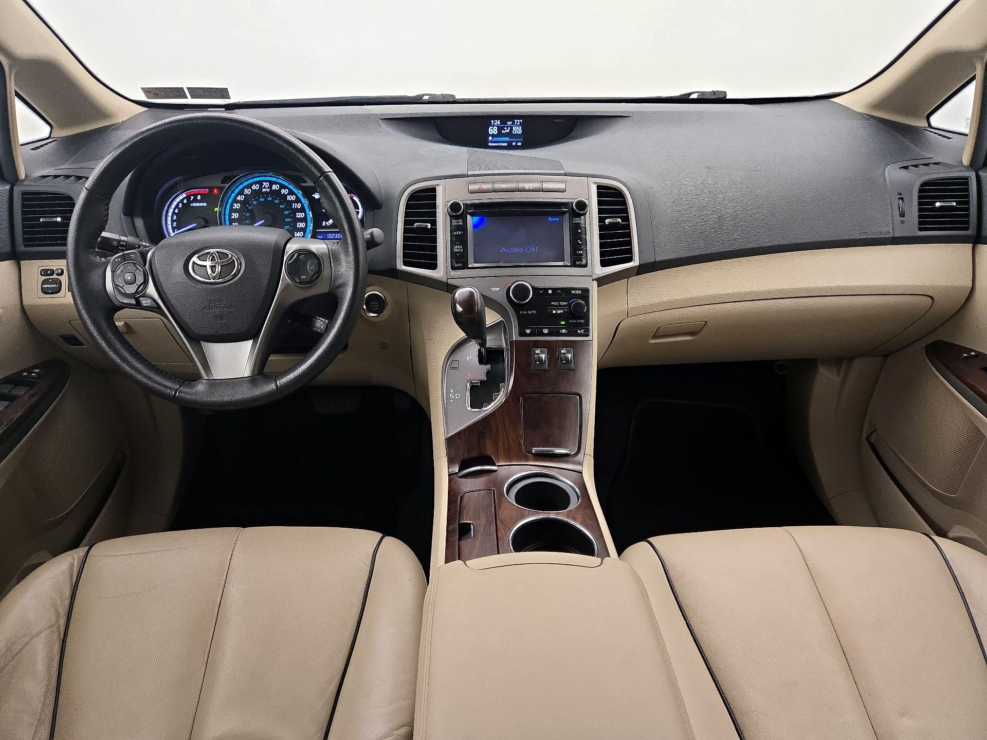 Thumbnail: 2014 Toyota Venza - 9