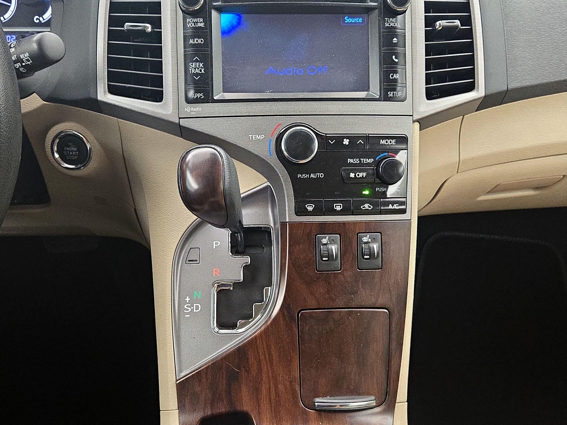 Thumbnail: 2014 Toyota Venza - 17