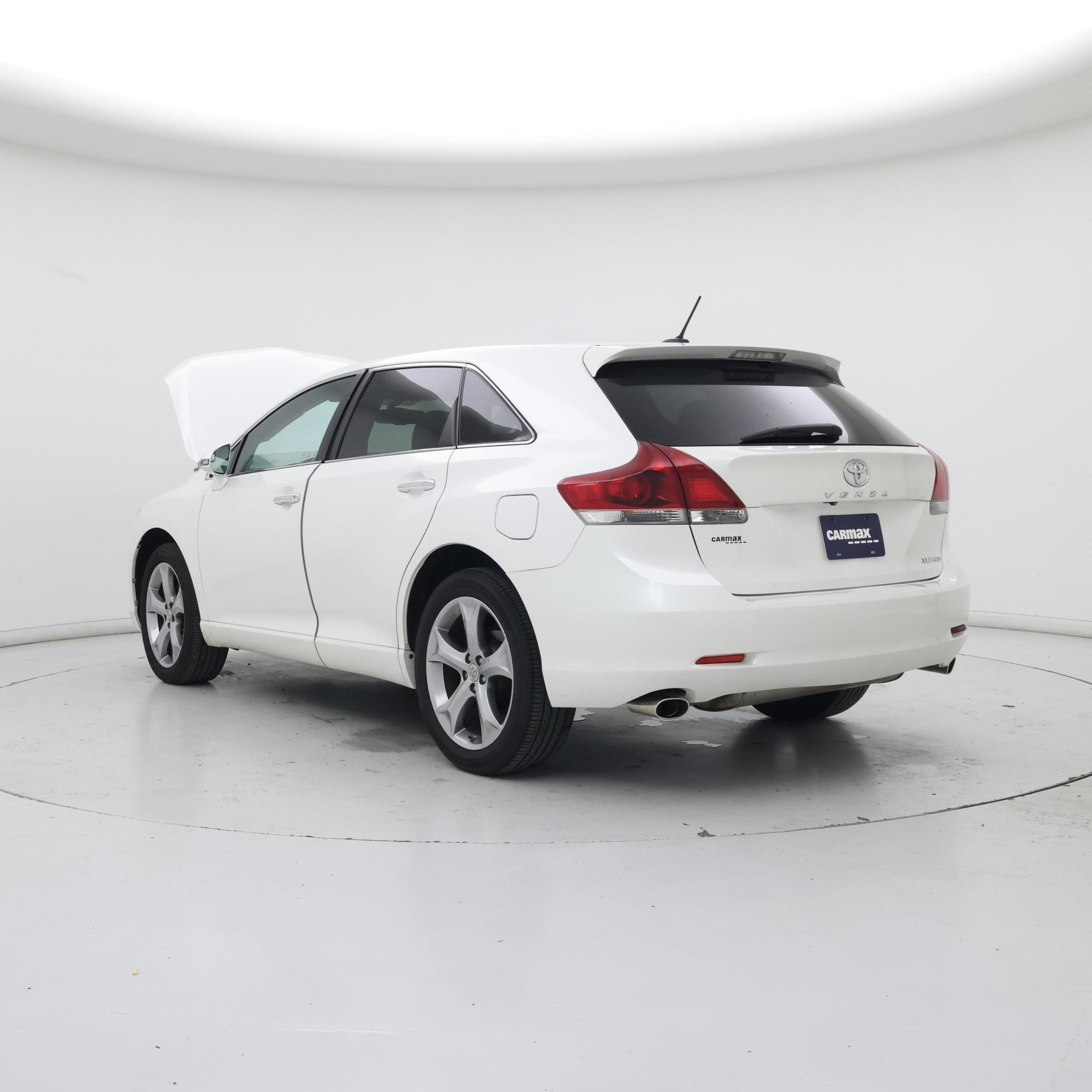 Thumbnail: 2014 Toyota Venza - 2