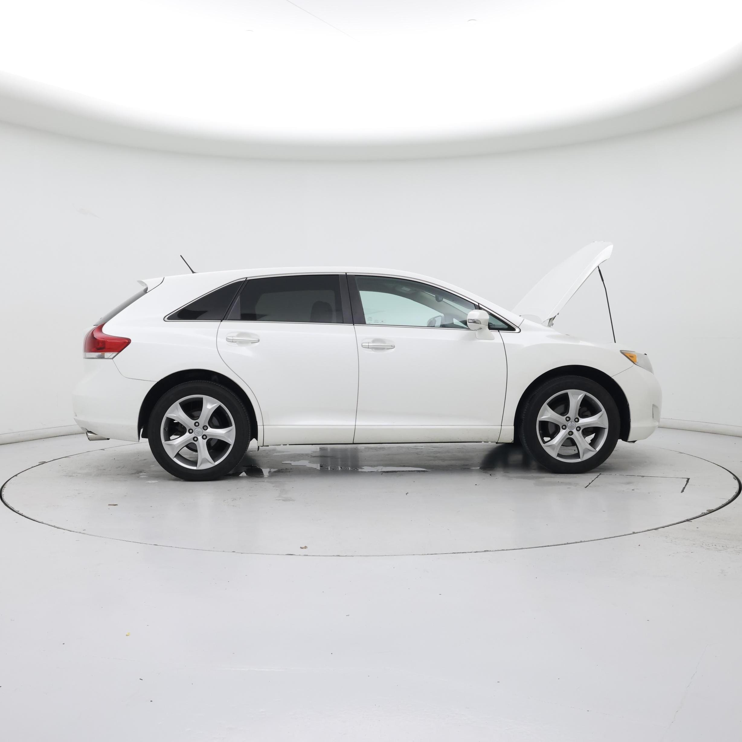 Thumbnail: 2014 Toyota Venza - 7