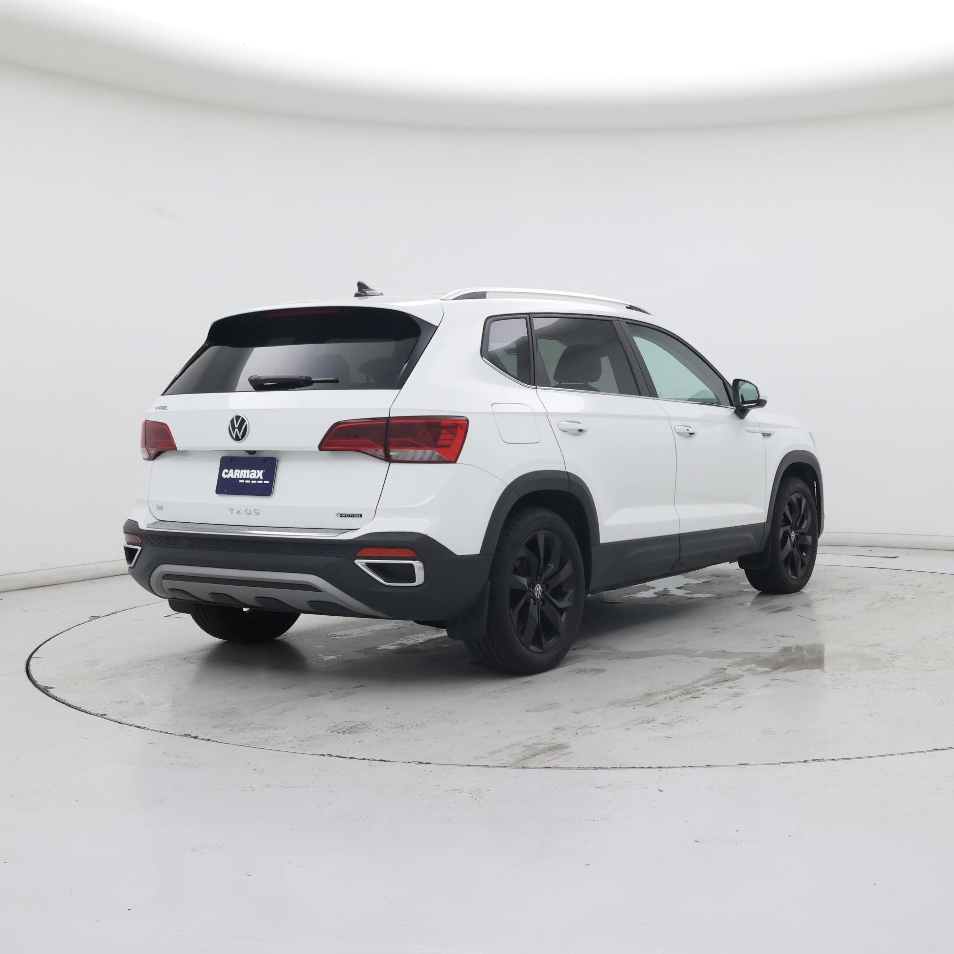 Thumbnail: 2022 Volkswagen Taos - 8
