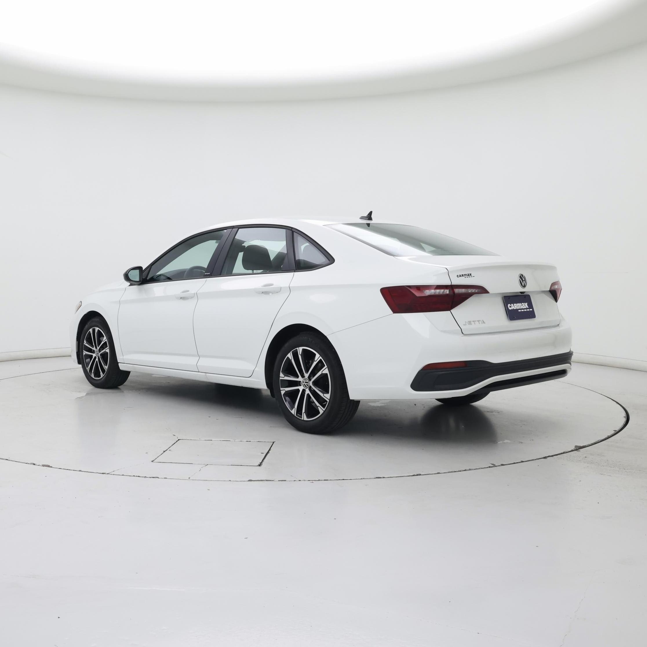 Thumbnail: 2024 Volkswagen Jetta - 2
