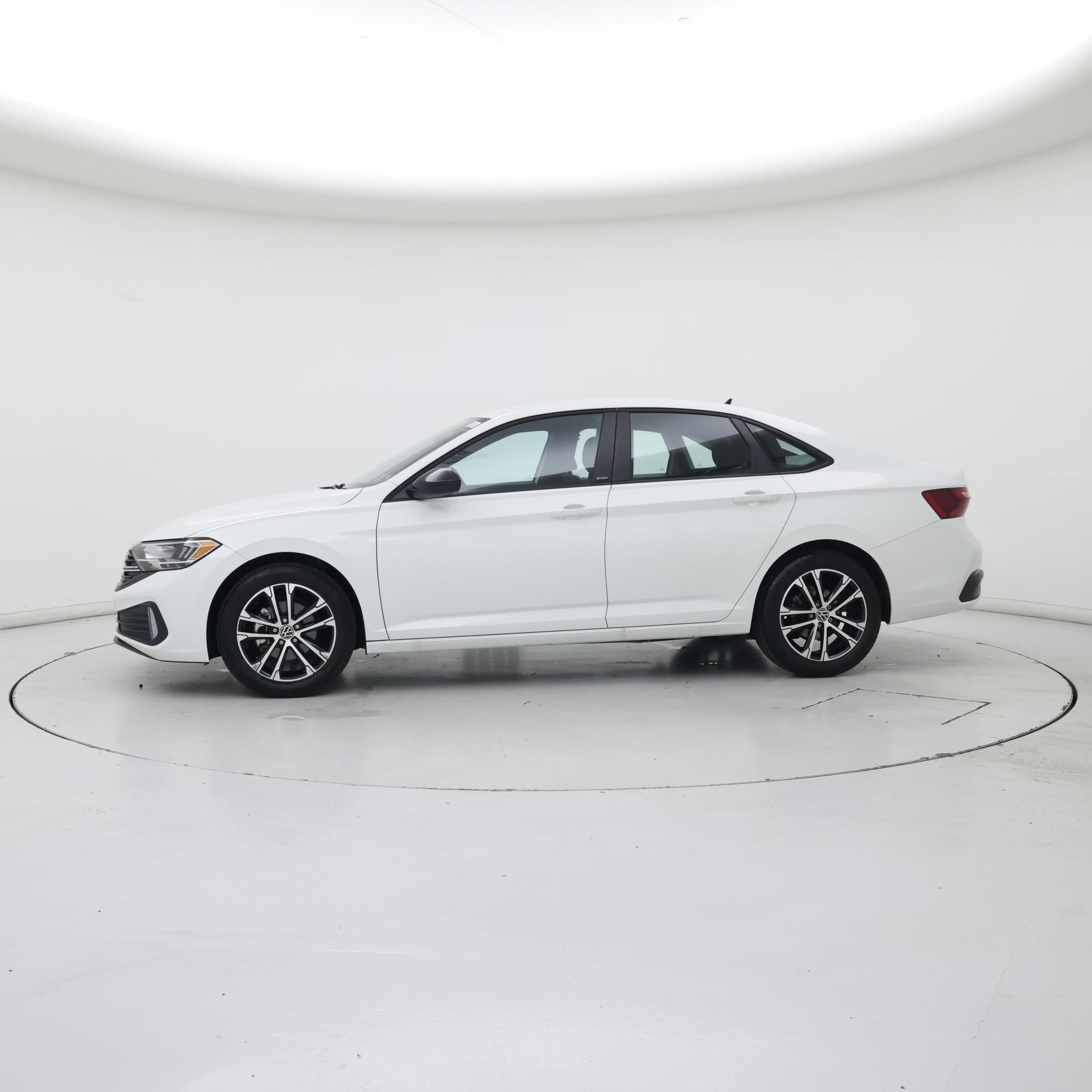 Thumbnail: 2024 Volkswagen Jetta - 3