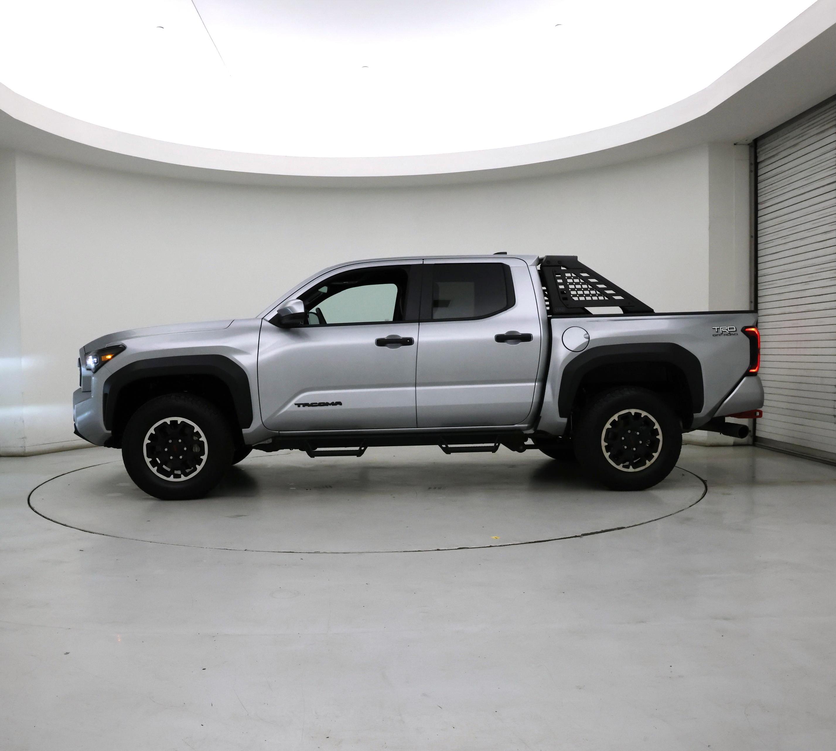 Thumbnail: 2024 Toyota Tacoma - 3