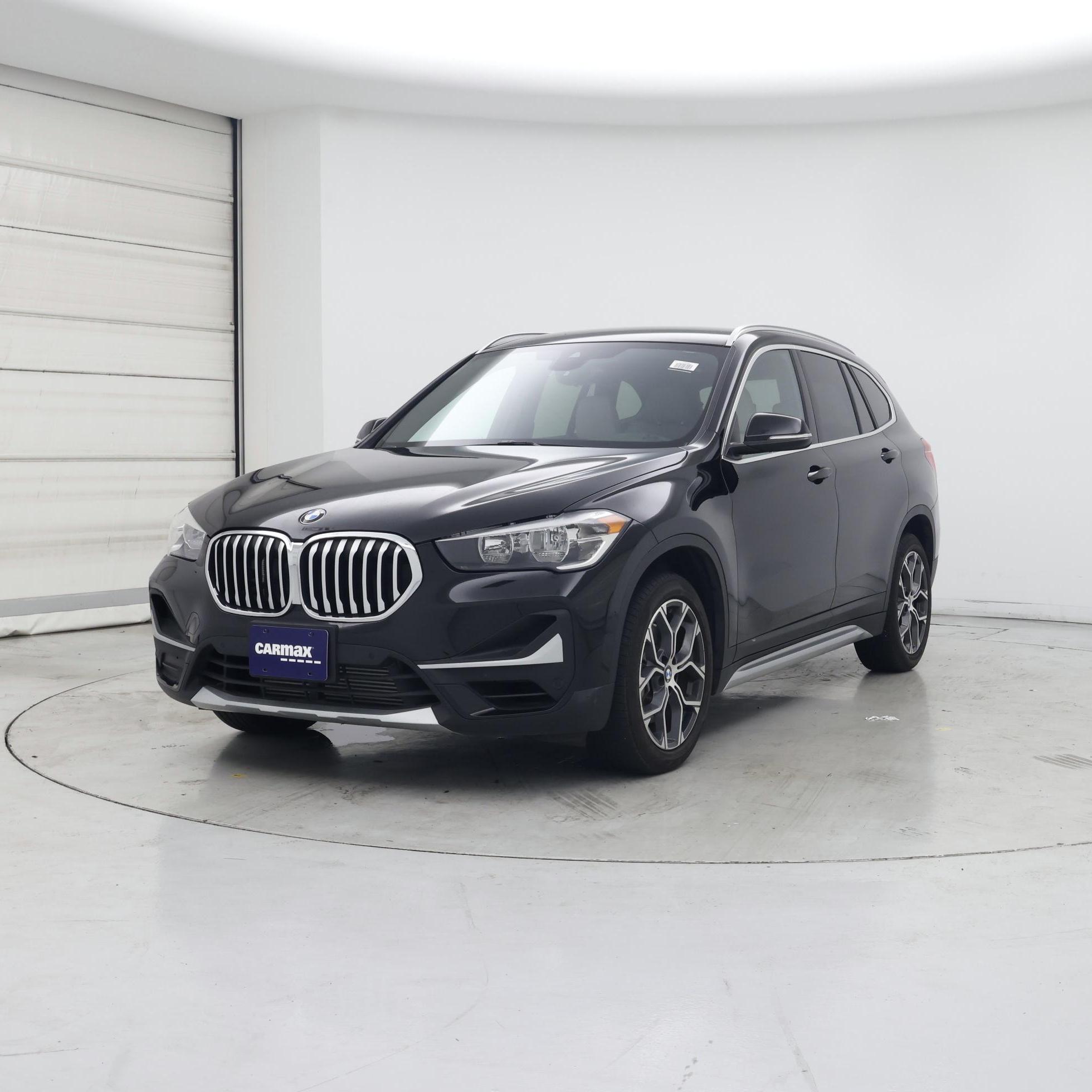 Thumbnail: 2021 BMW X1 - 4