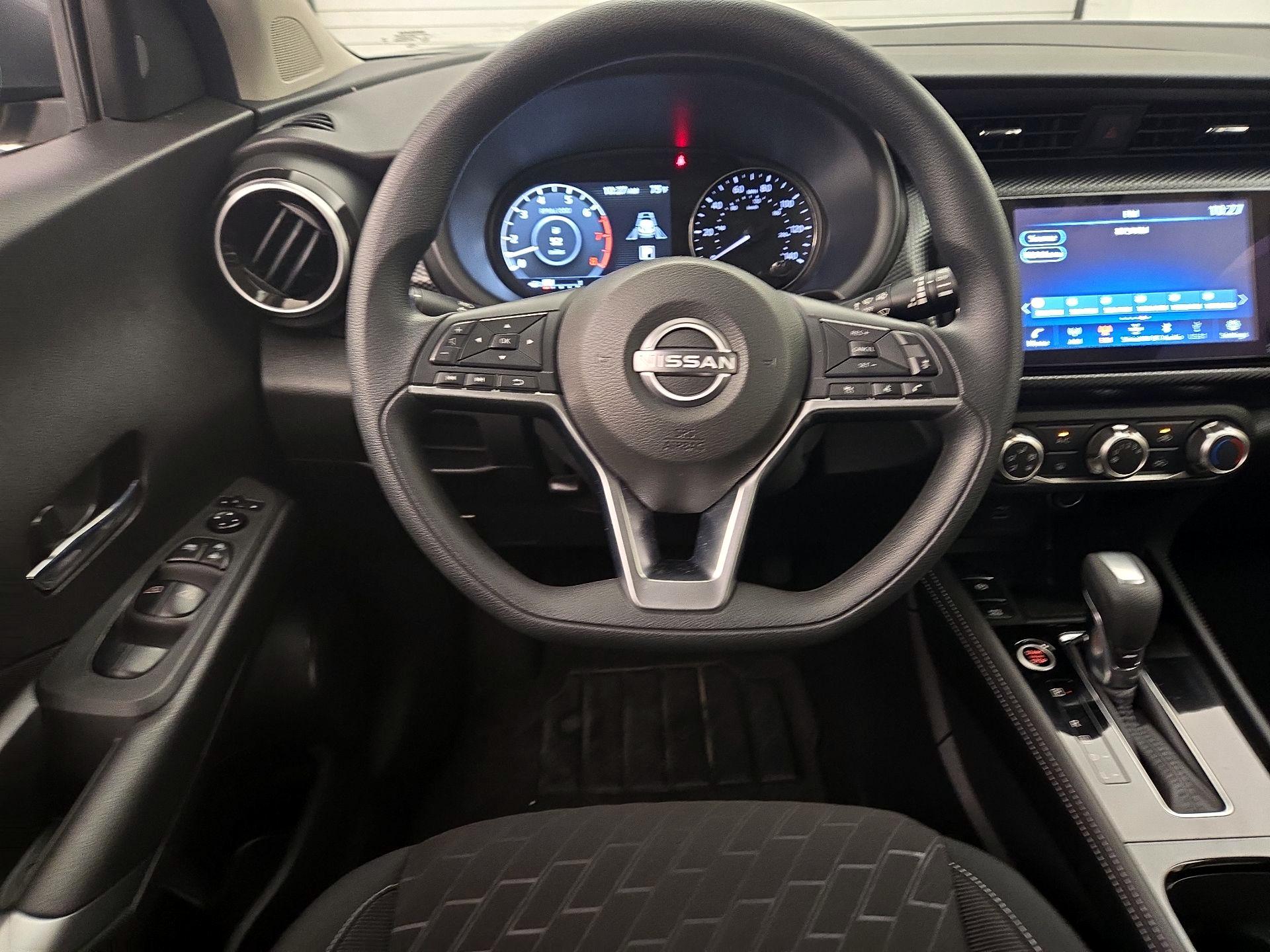 Thumbnail: 2024 Nissan Kicks - 10