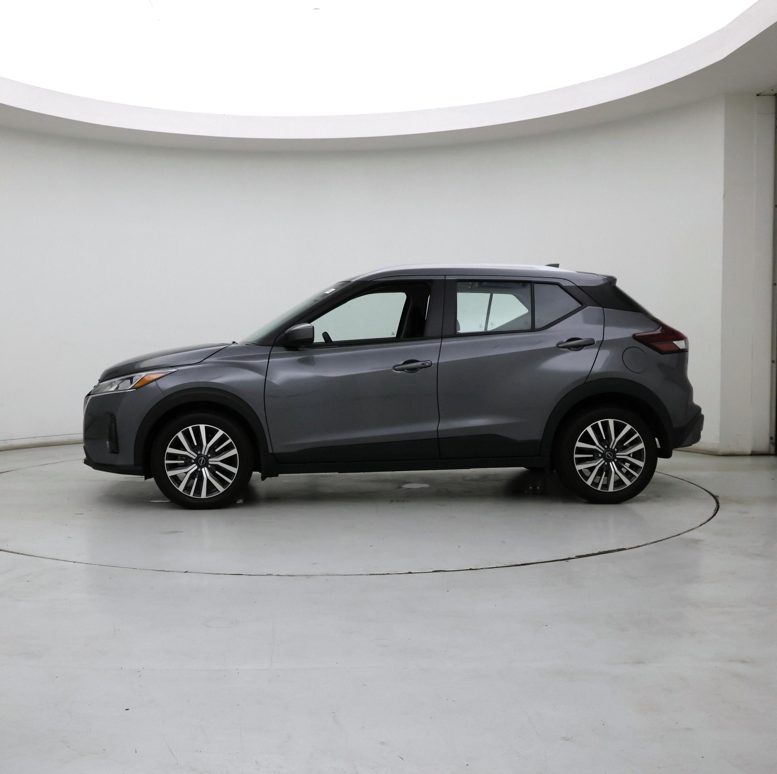 Thumbnail: 2024 Nissan Kicks - 3