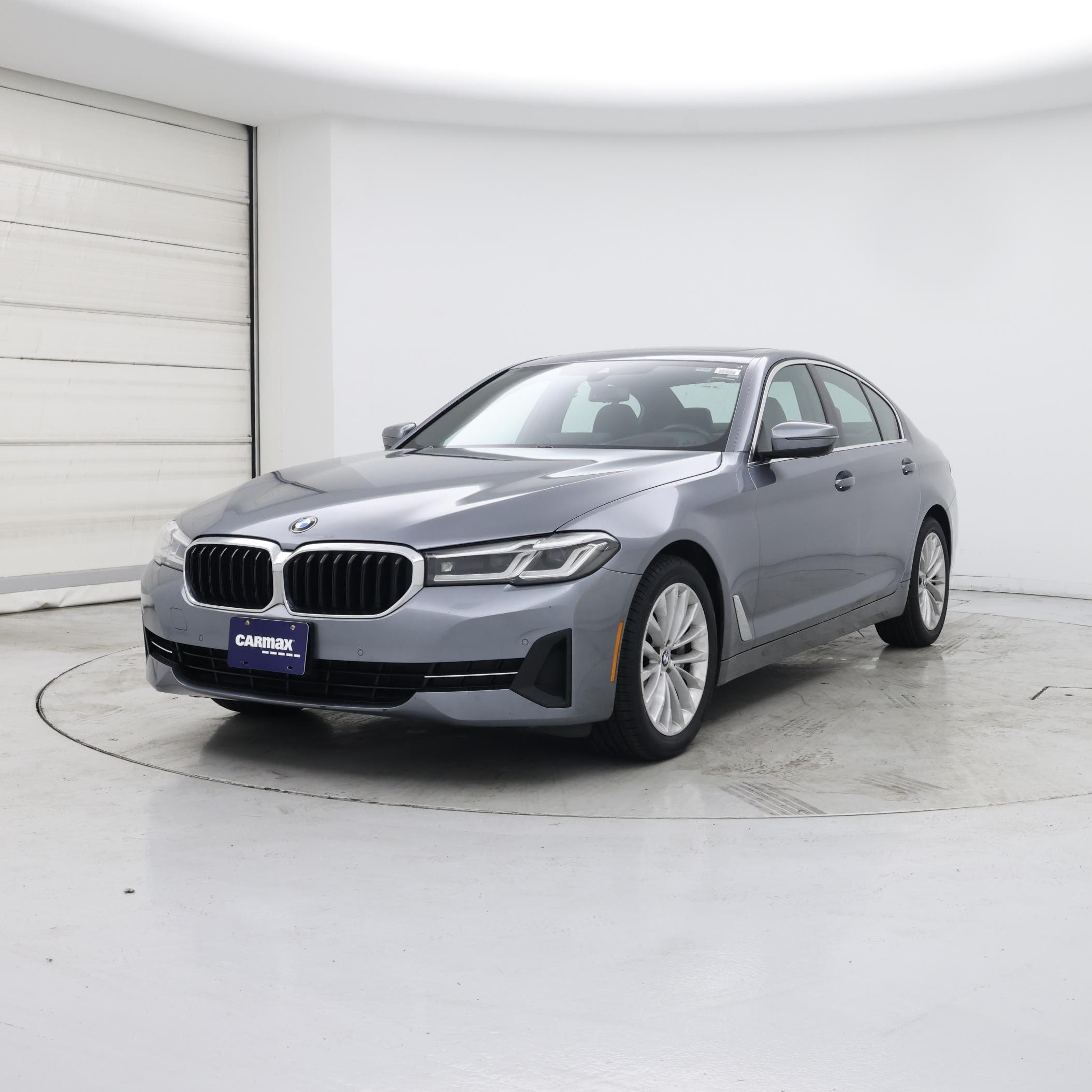 Thumbnail: 2022 BMW 5 Series - 4