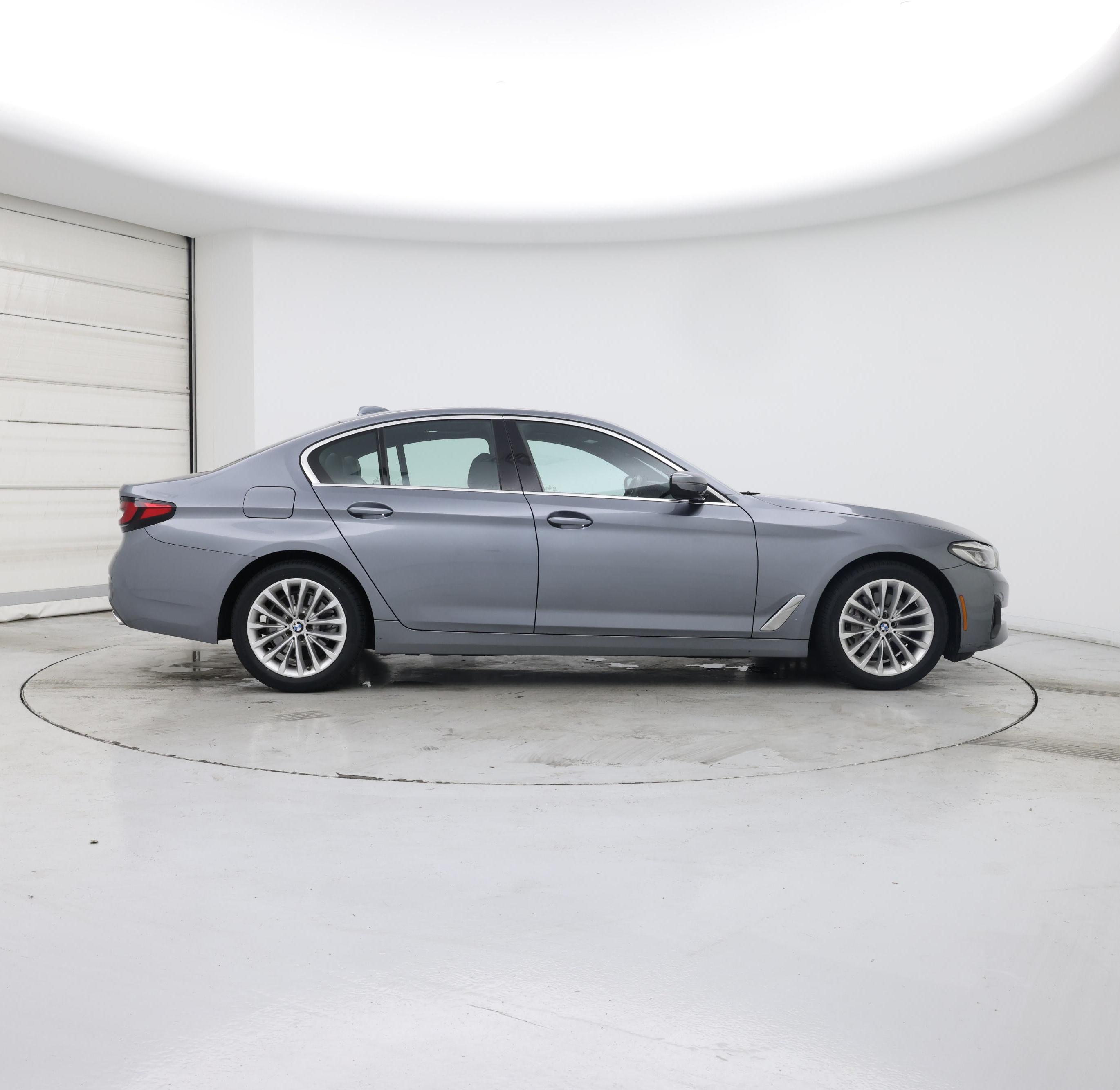 Thumbnail: 2022 BMW 5 Series - 7
