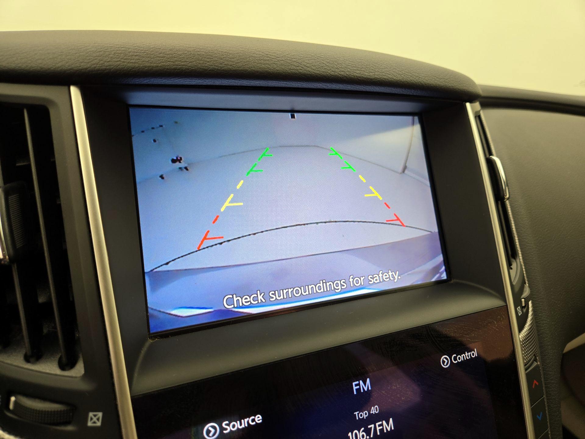 Thumbnail: 2015 INFINITI Q50 - 15