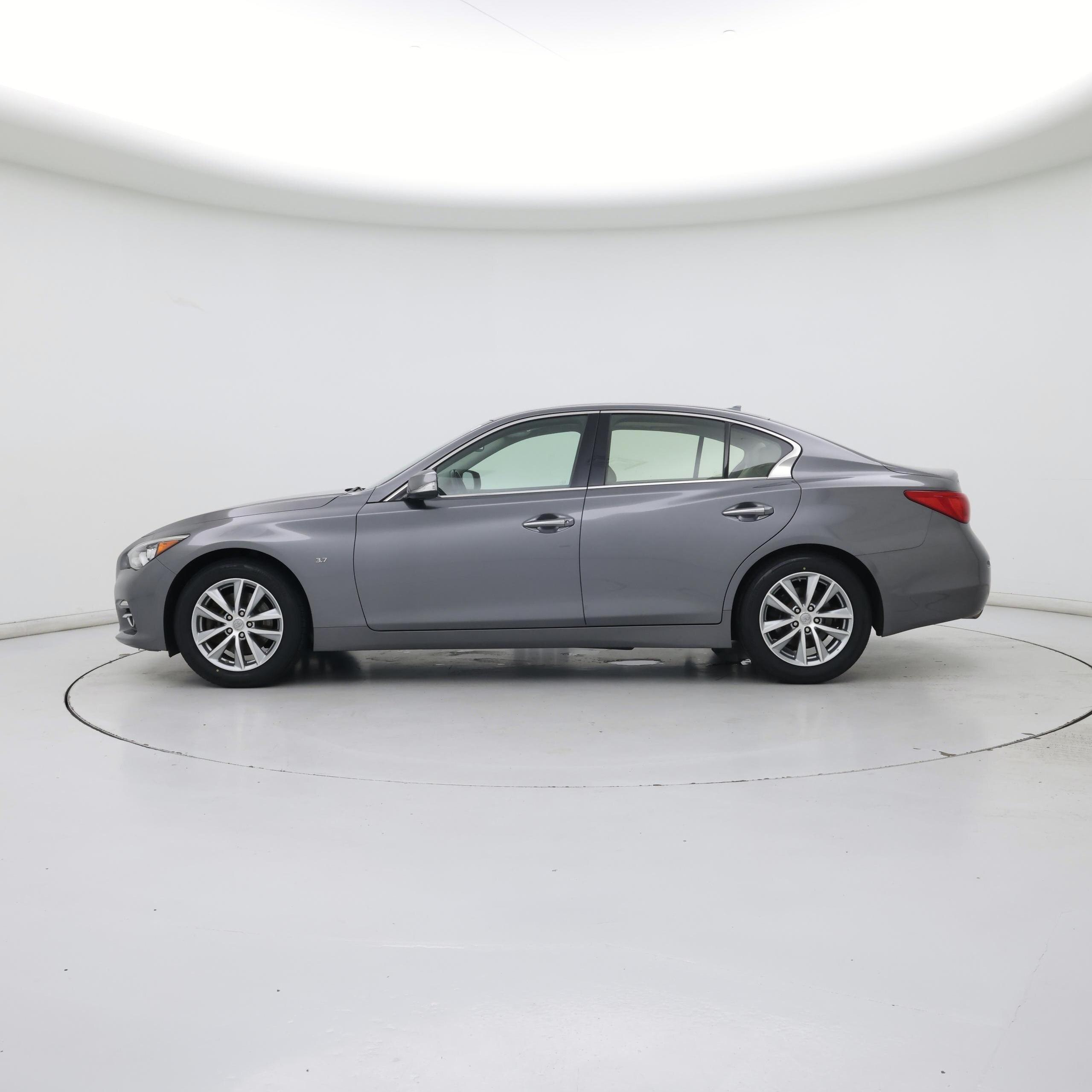 Thumbnail: 2015 INFINITI Q50 - 3