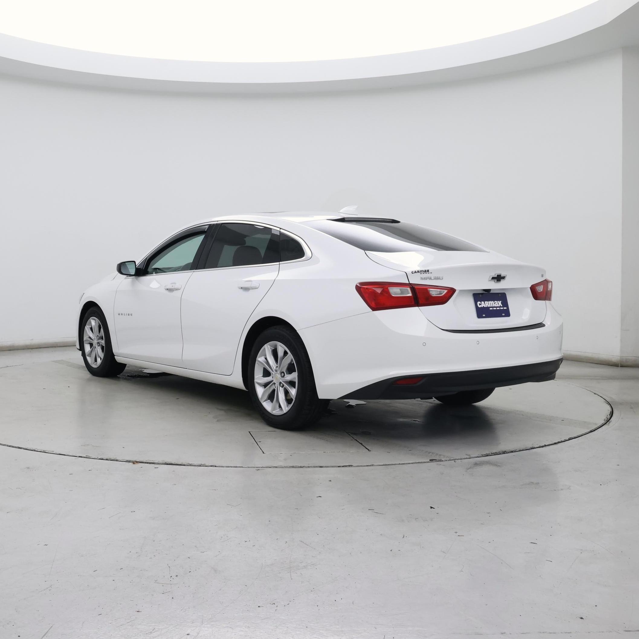Thumbnail: 2023 Chevrolet Malibu - 2
