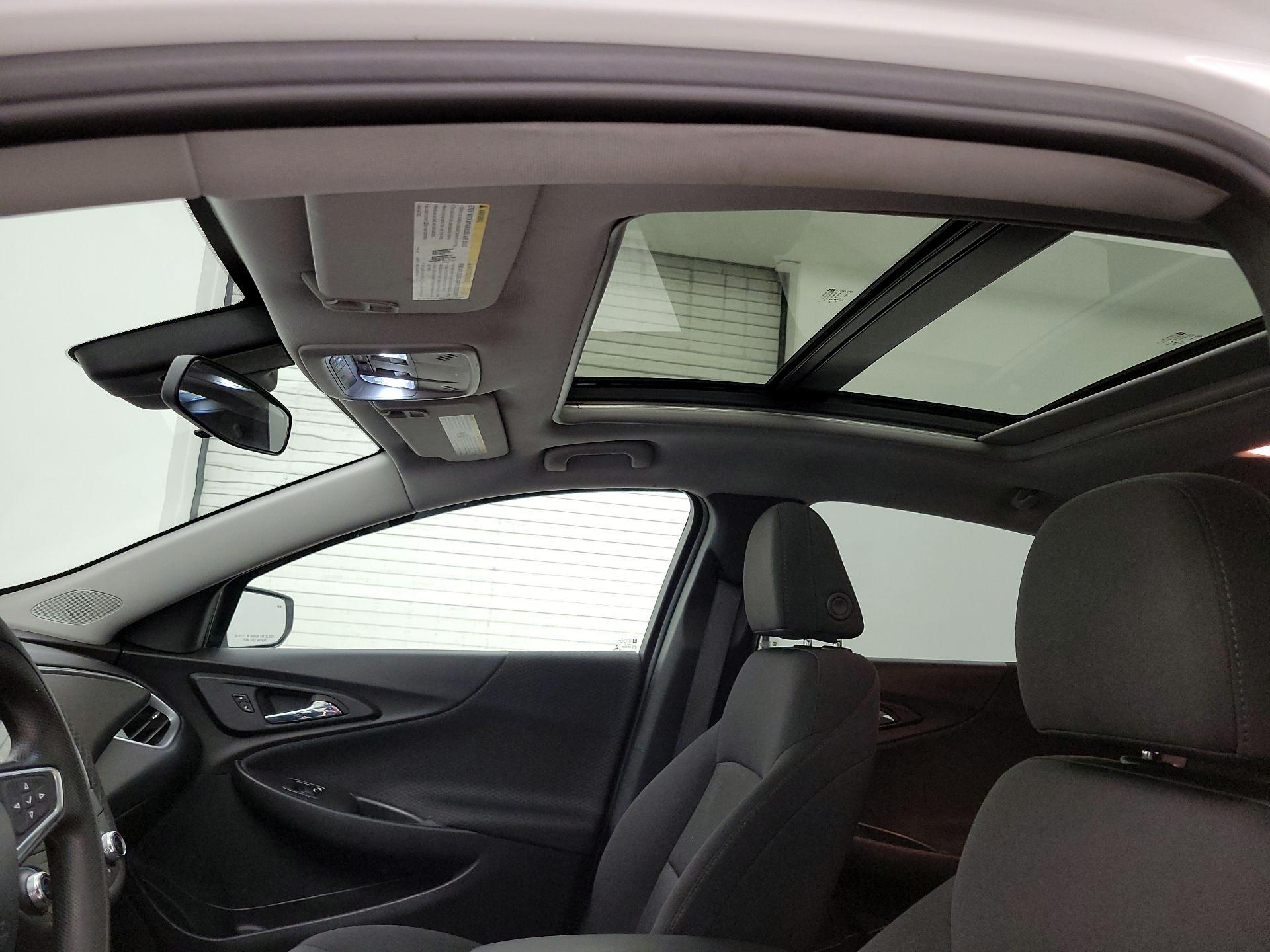 Thumbnail: 2023 Chevrolet Malibu - 19
