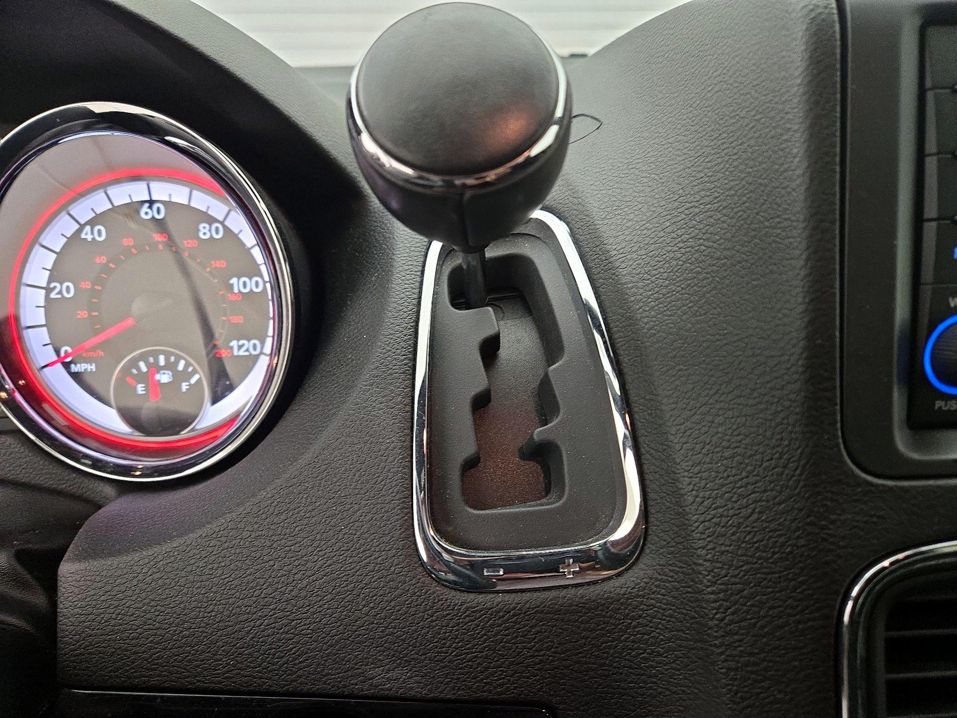 Thumbnail: 2019 Dodge Grand Caravan - 17