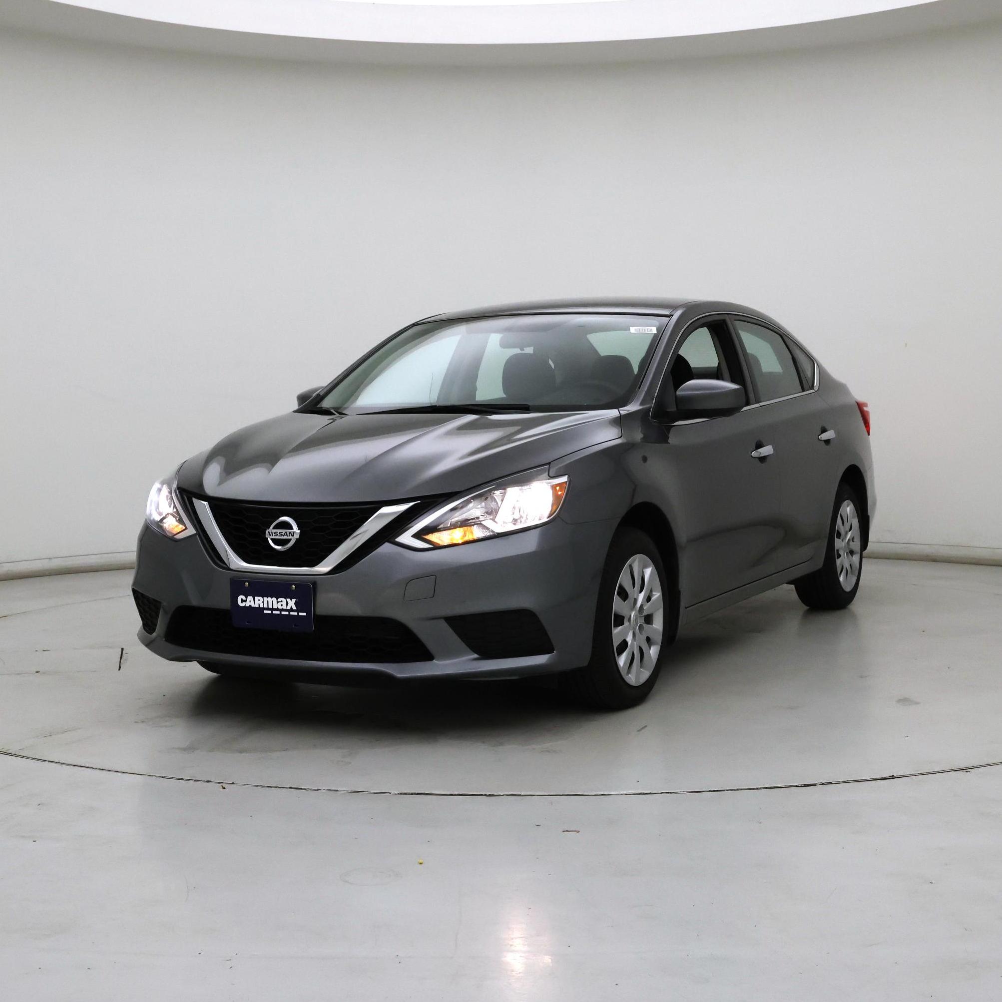 Thumbnail: 2017 Nissan Sentra - 4
