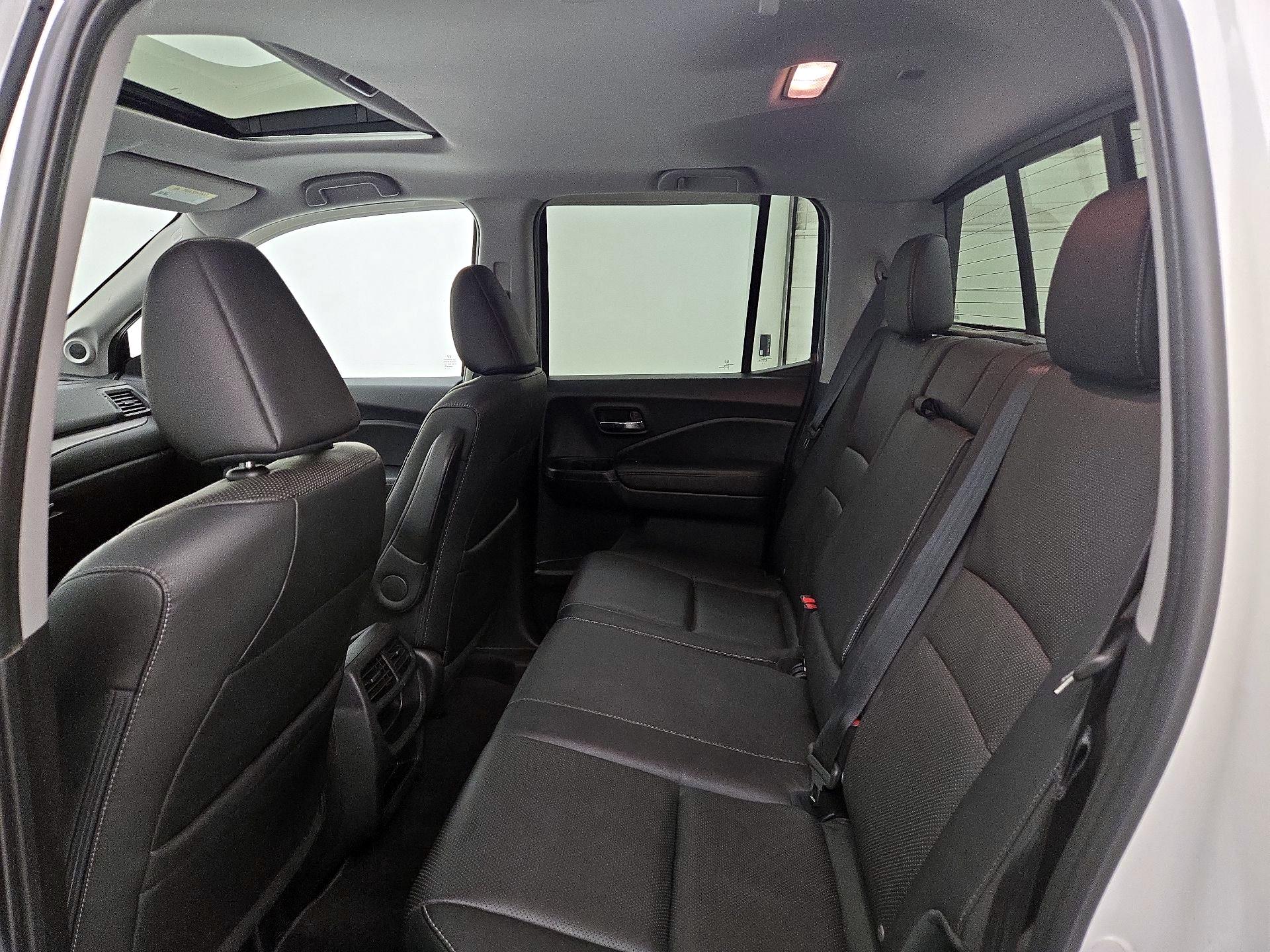 Thumbnail: 2019 Honda Ridgeline - 20