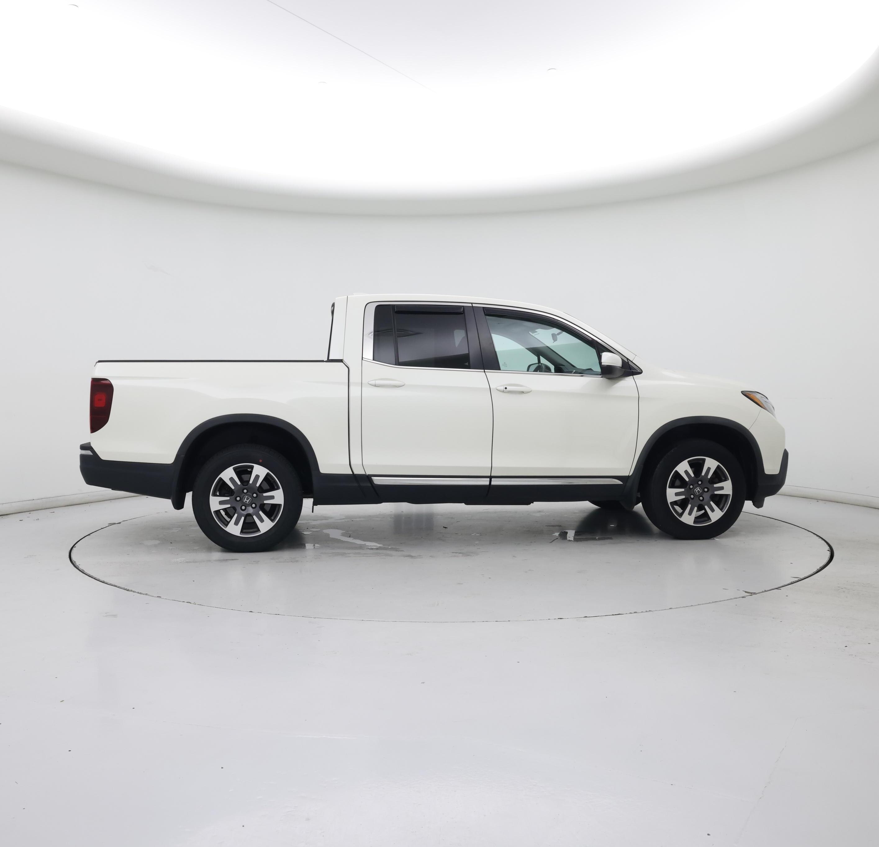 Thumbnail: 2019 Honda Ridgeline - 7