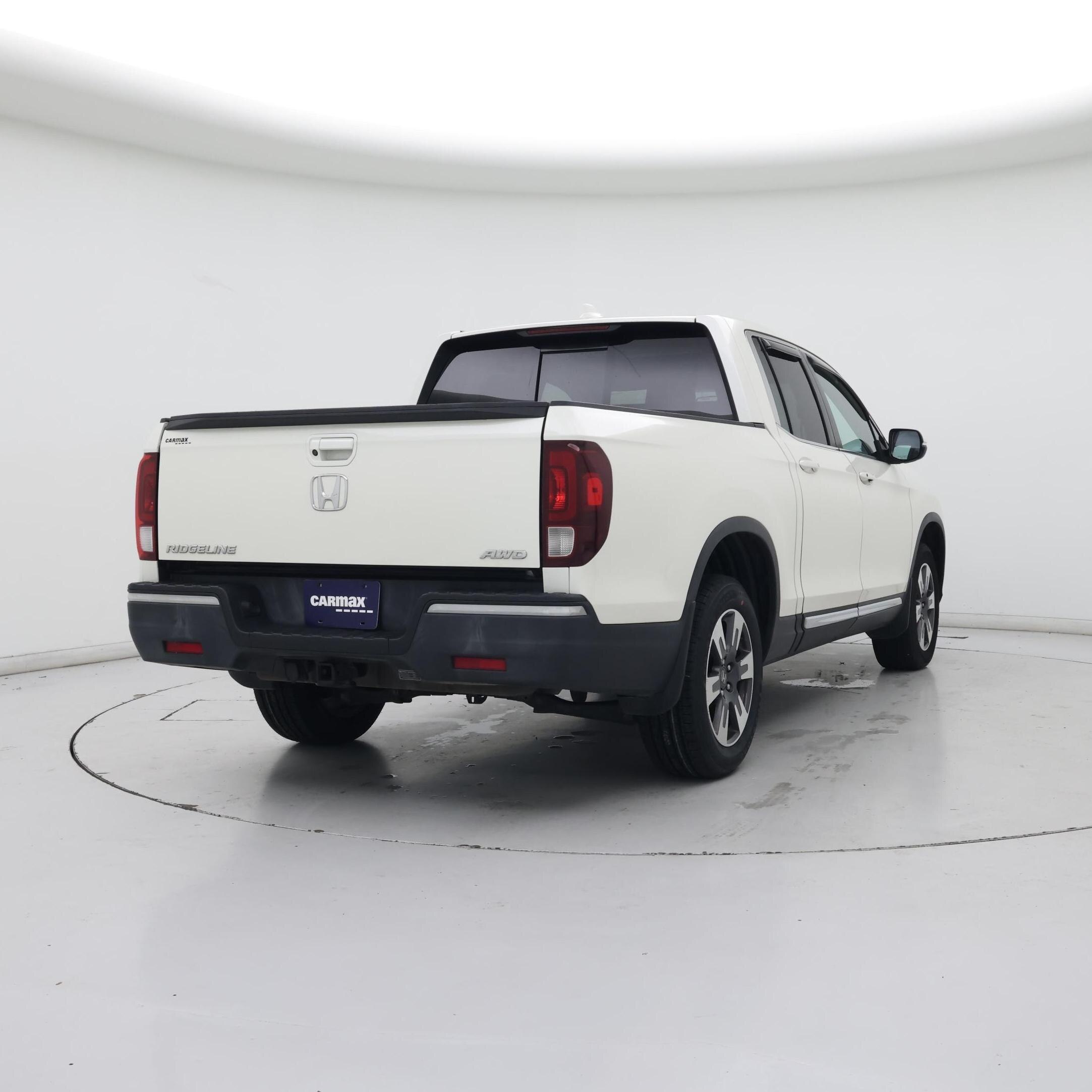 Thumbnail: 2019 Honda Ridgeline - 8