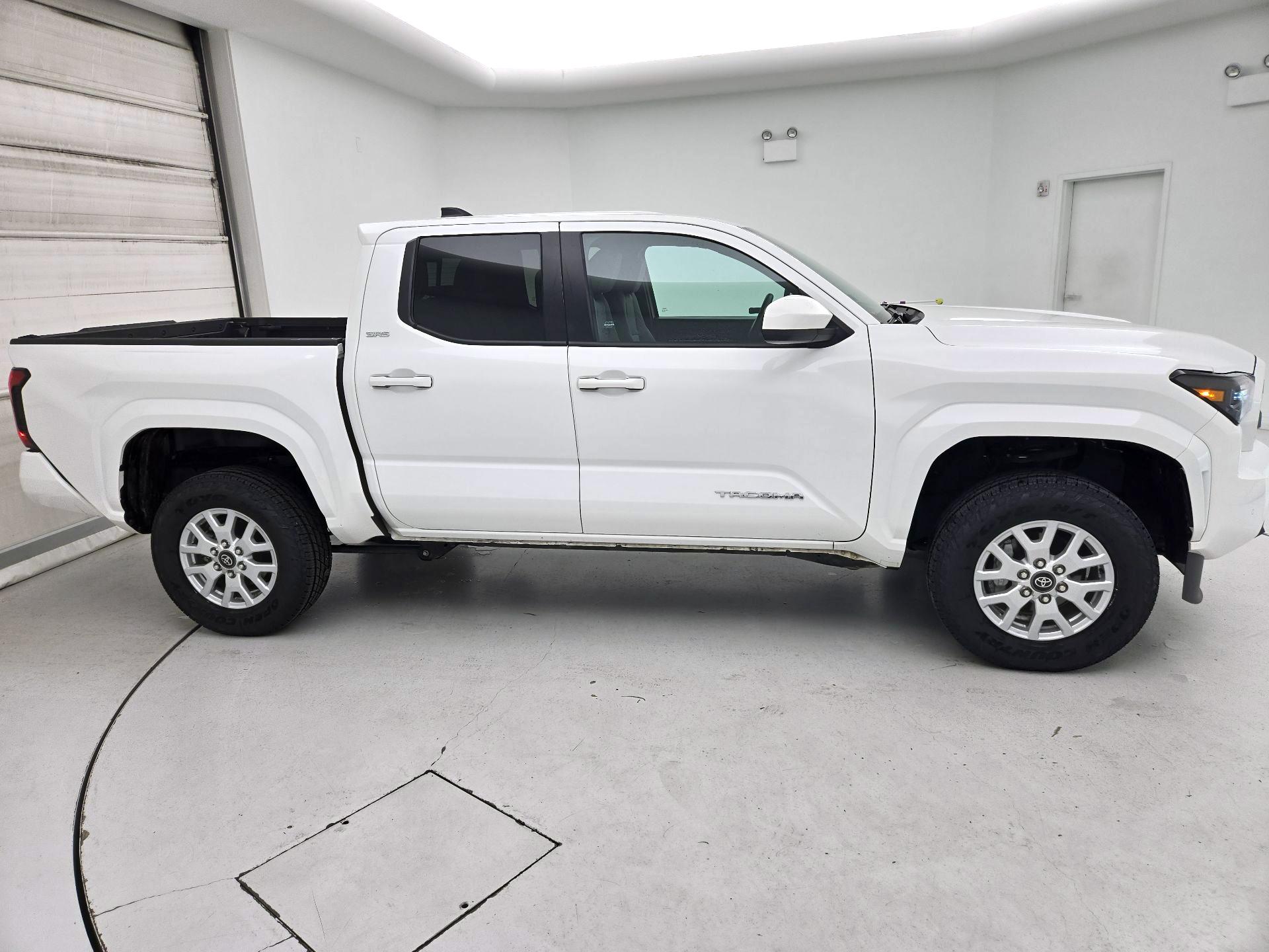 Thumbnail: 2024 Toyota Tacoma - 4