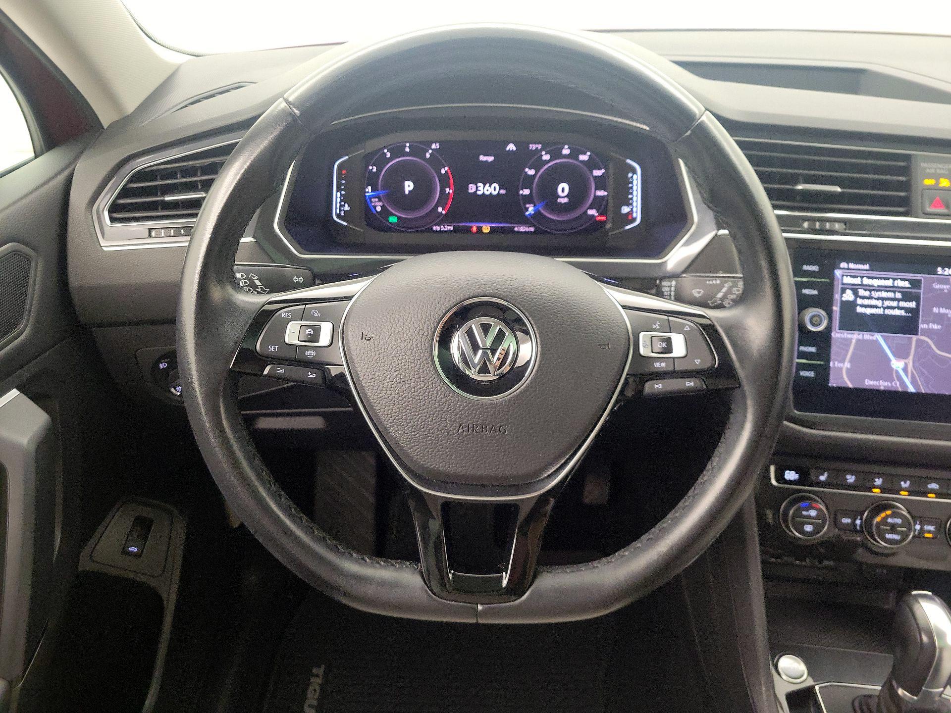 Thumbnail: 2019 Volkswagen Tiguan - 10
