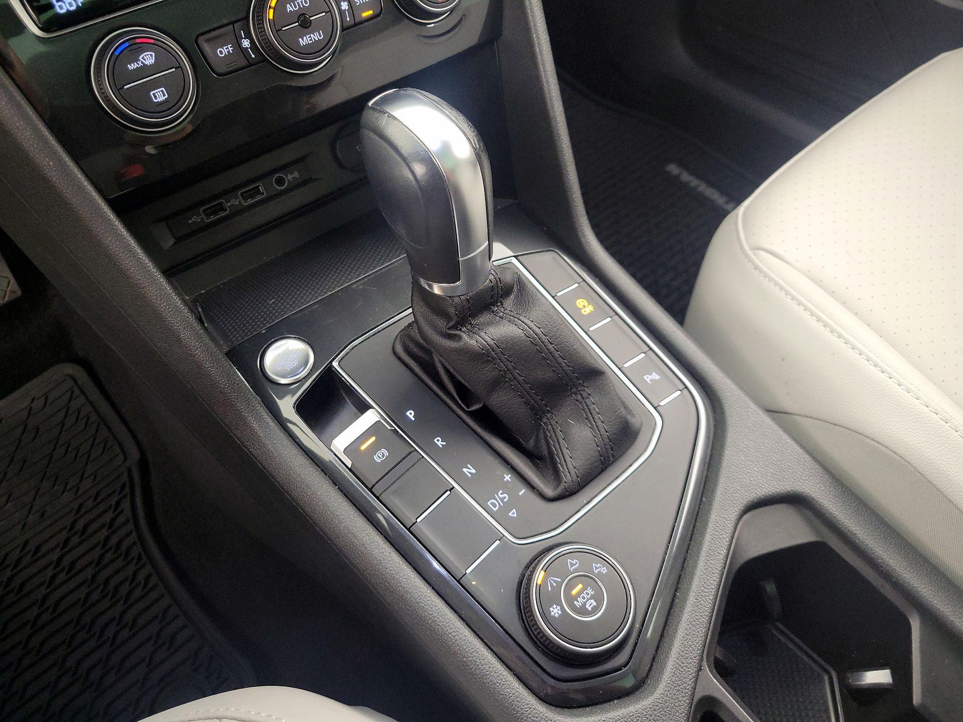 Thumbnail: 2019 Volkswagen Tiguan - 18