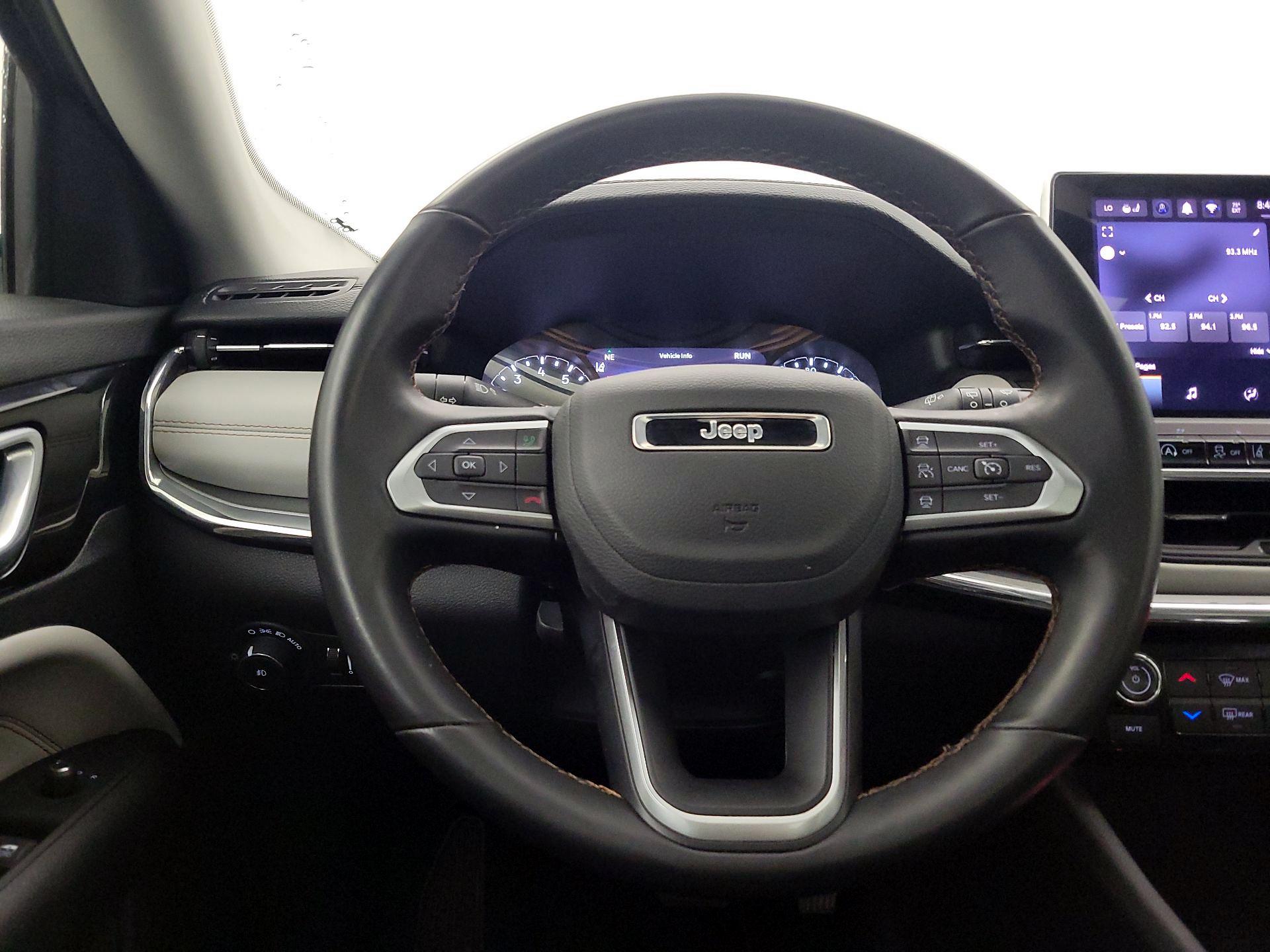 Thumbnail: 2022 Jeep Compass - 10