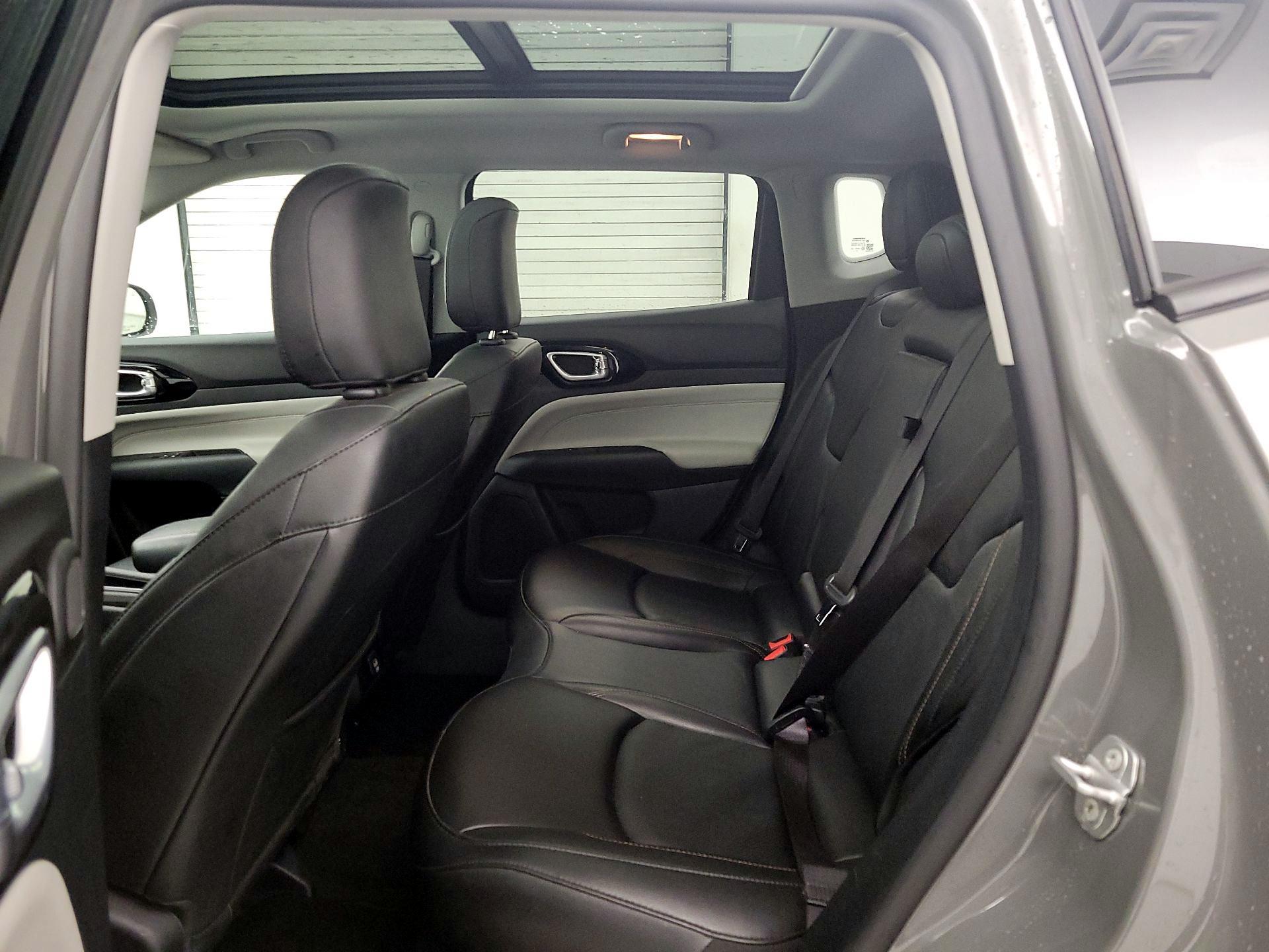 Thumbnail: 2022 Jeep Compass - 20