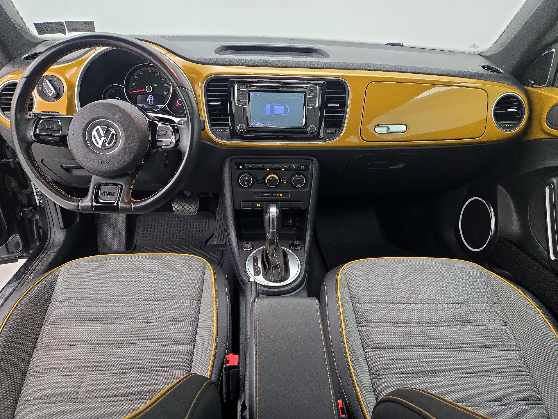 Thumbnail: 2016 Volkswagen Beetle - 9