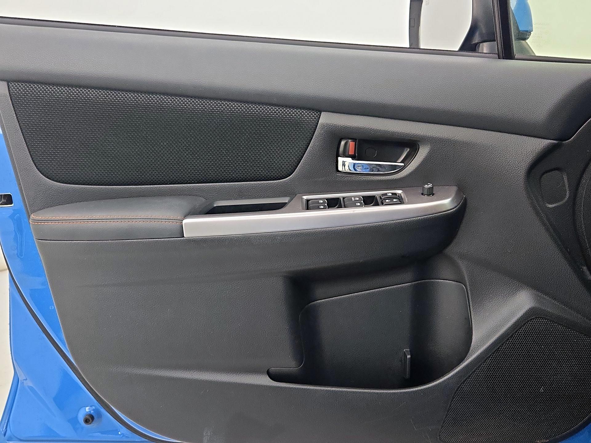 Thumbnail: 2017 Subaru Crosstrek - 12