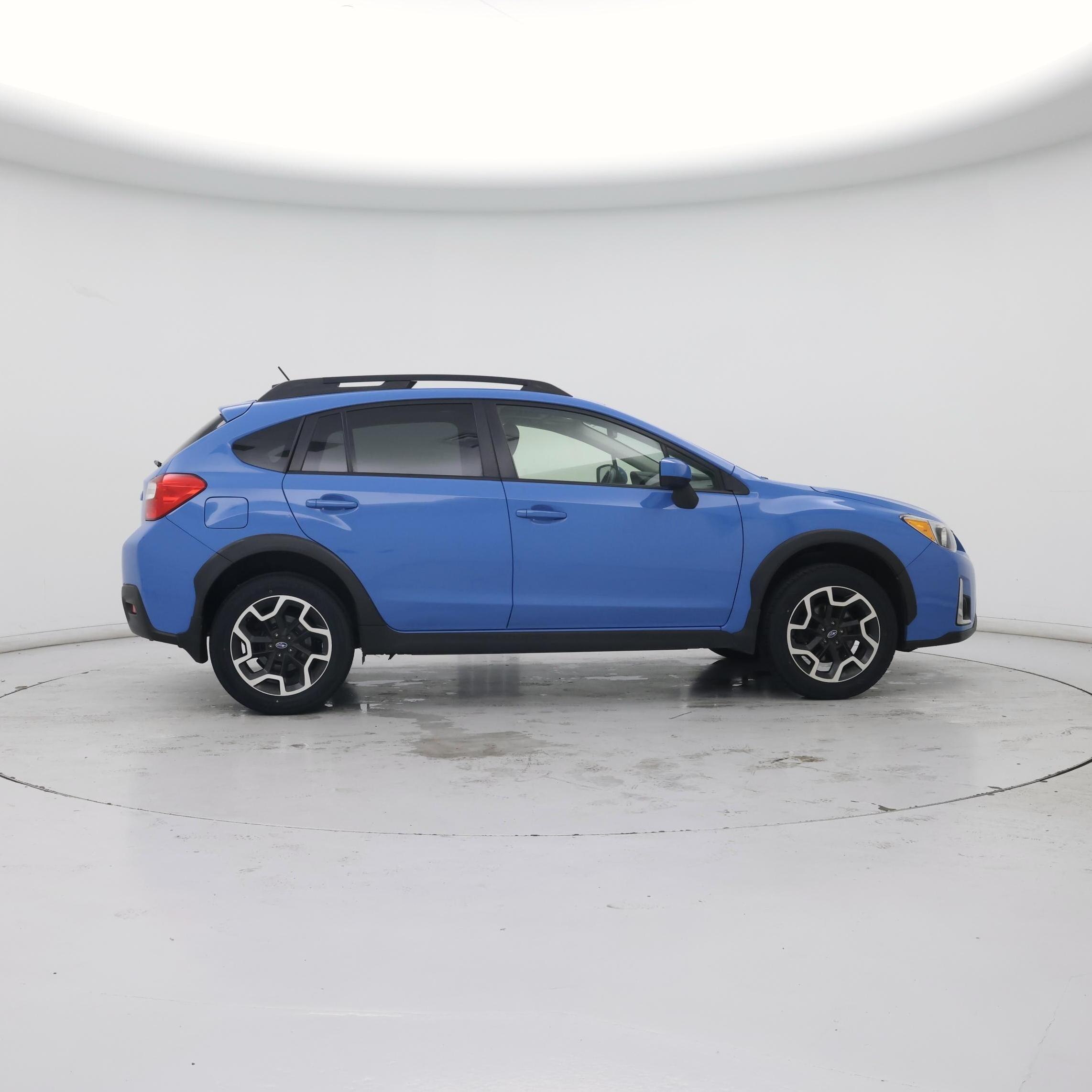 Thumbnail: 2017 Subaru Crosstrek - 7