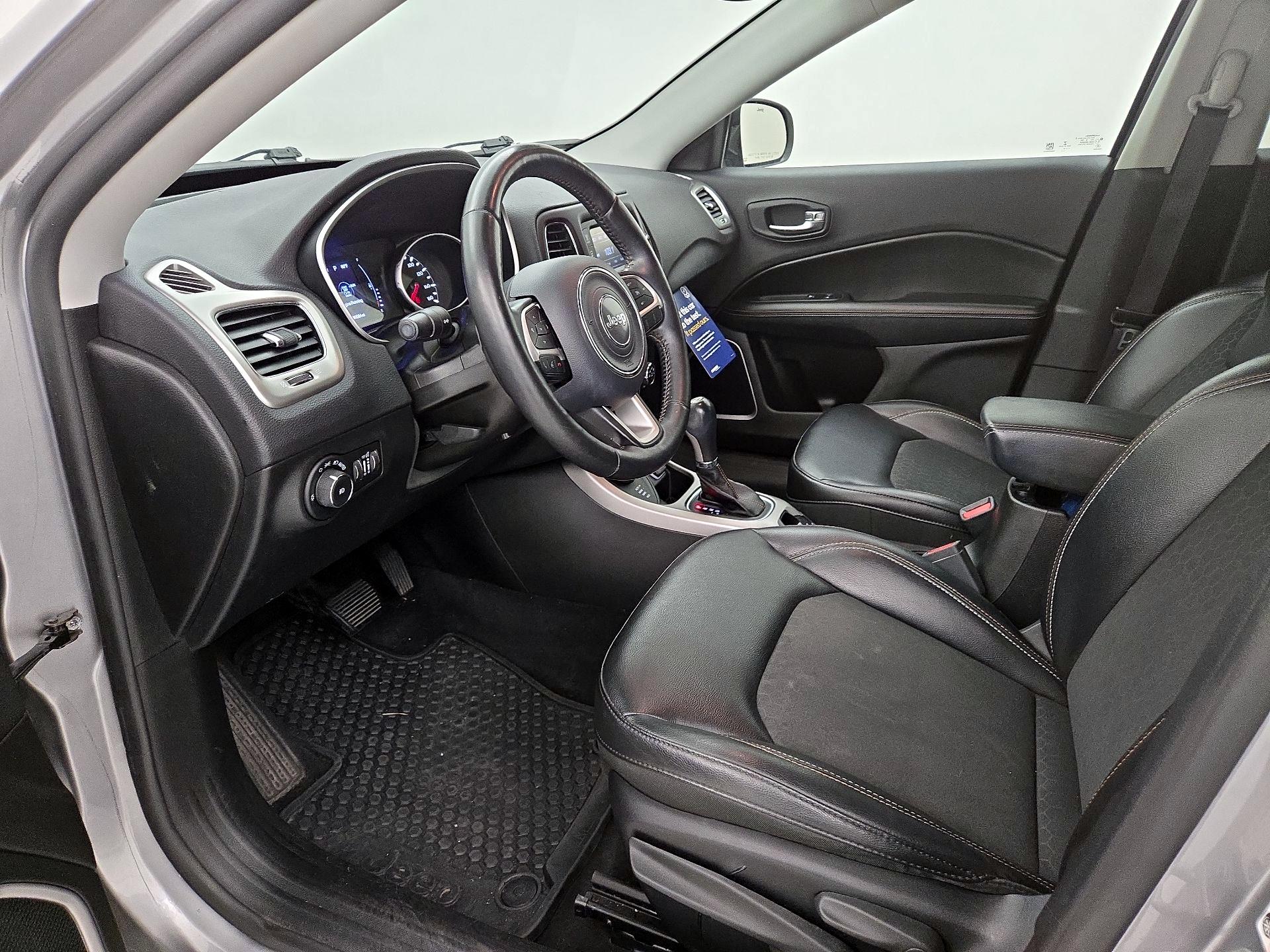 Thumbnail: 2018 Jeep Compass - 11