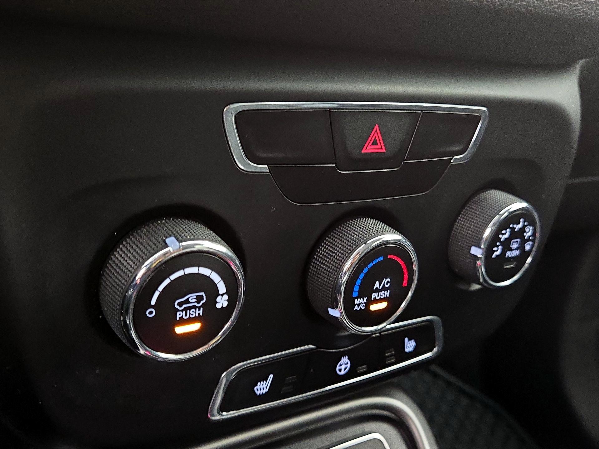 Thumbnail: 2018 Jeep Compass - 16