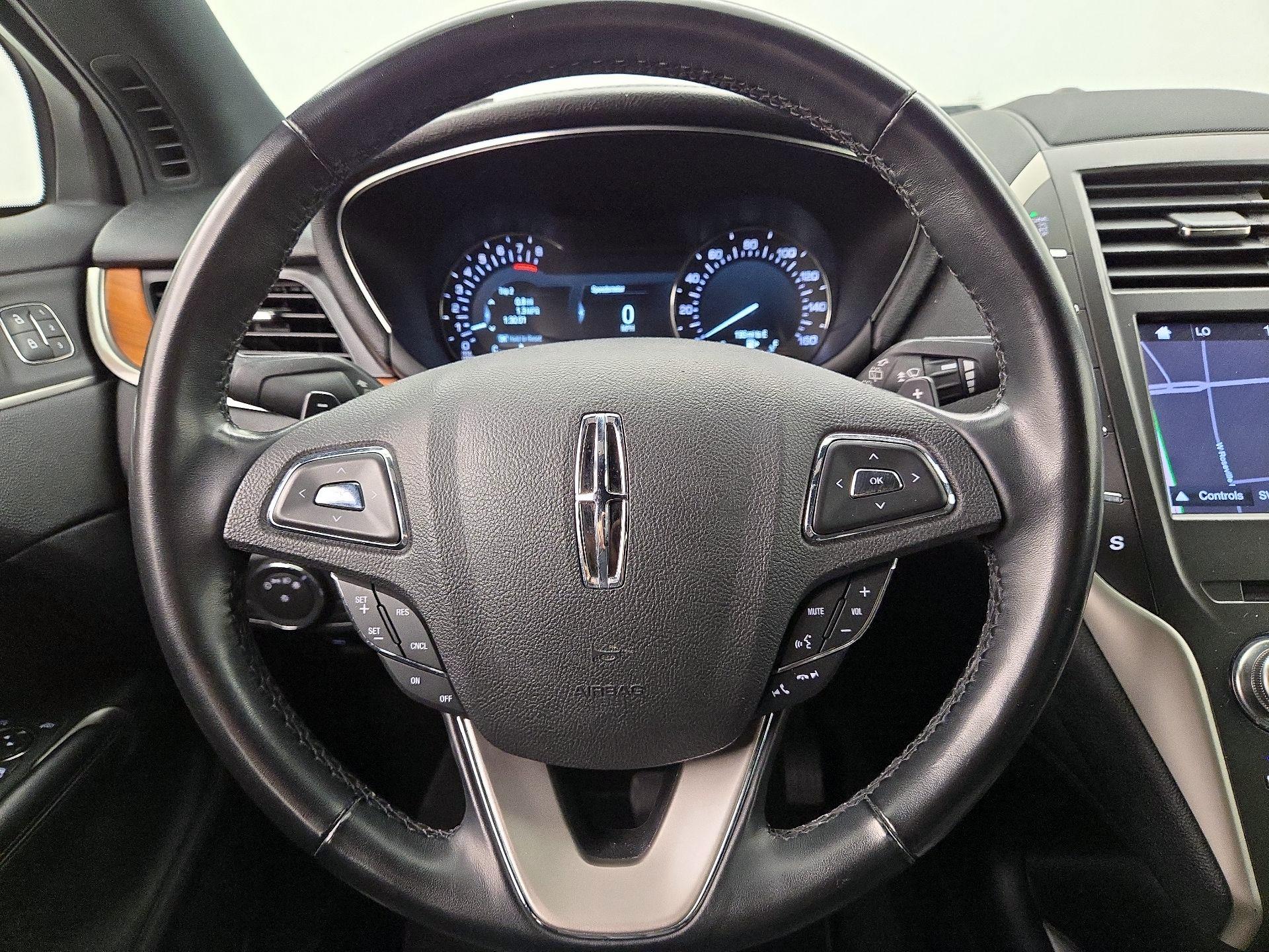 Thumbnail: 2019 Lincoln MKC - 10