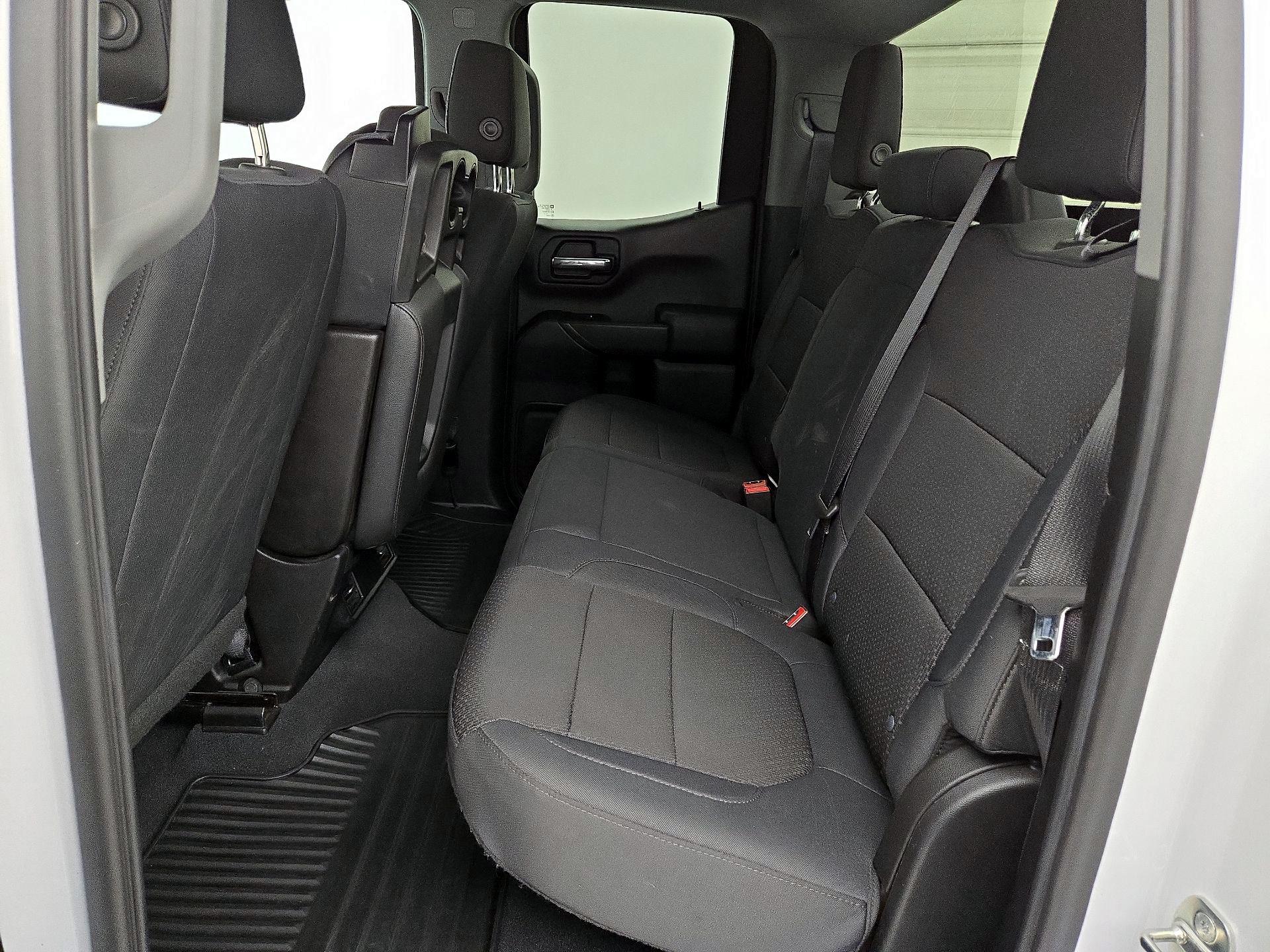 Thumbnail: 2019 Chevrolet Silverado 1500 - 19