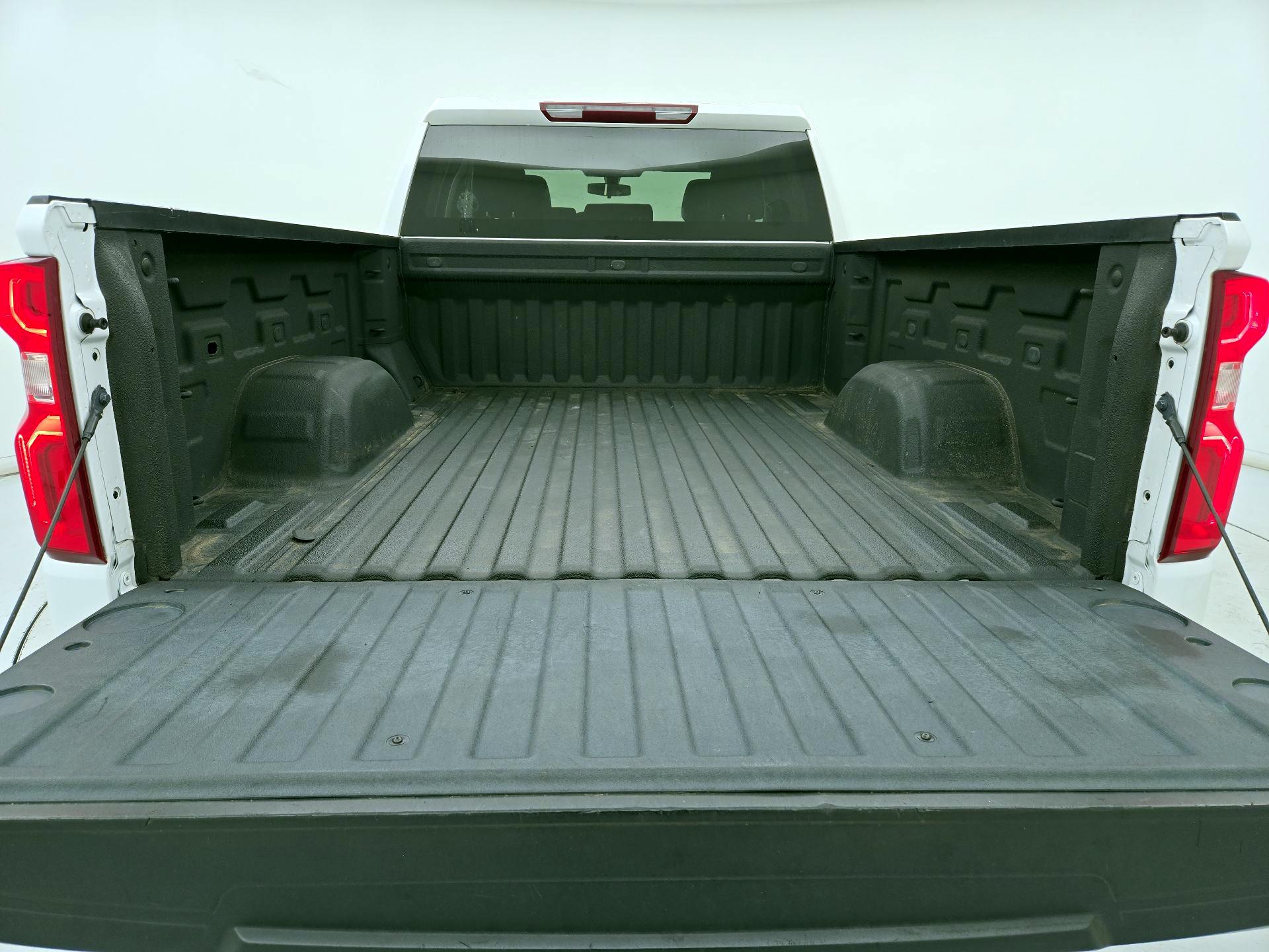 Thumbnail: 2019 Chevrolet Silverado 1500 - 20