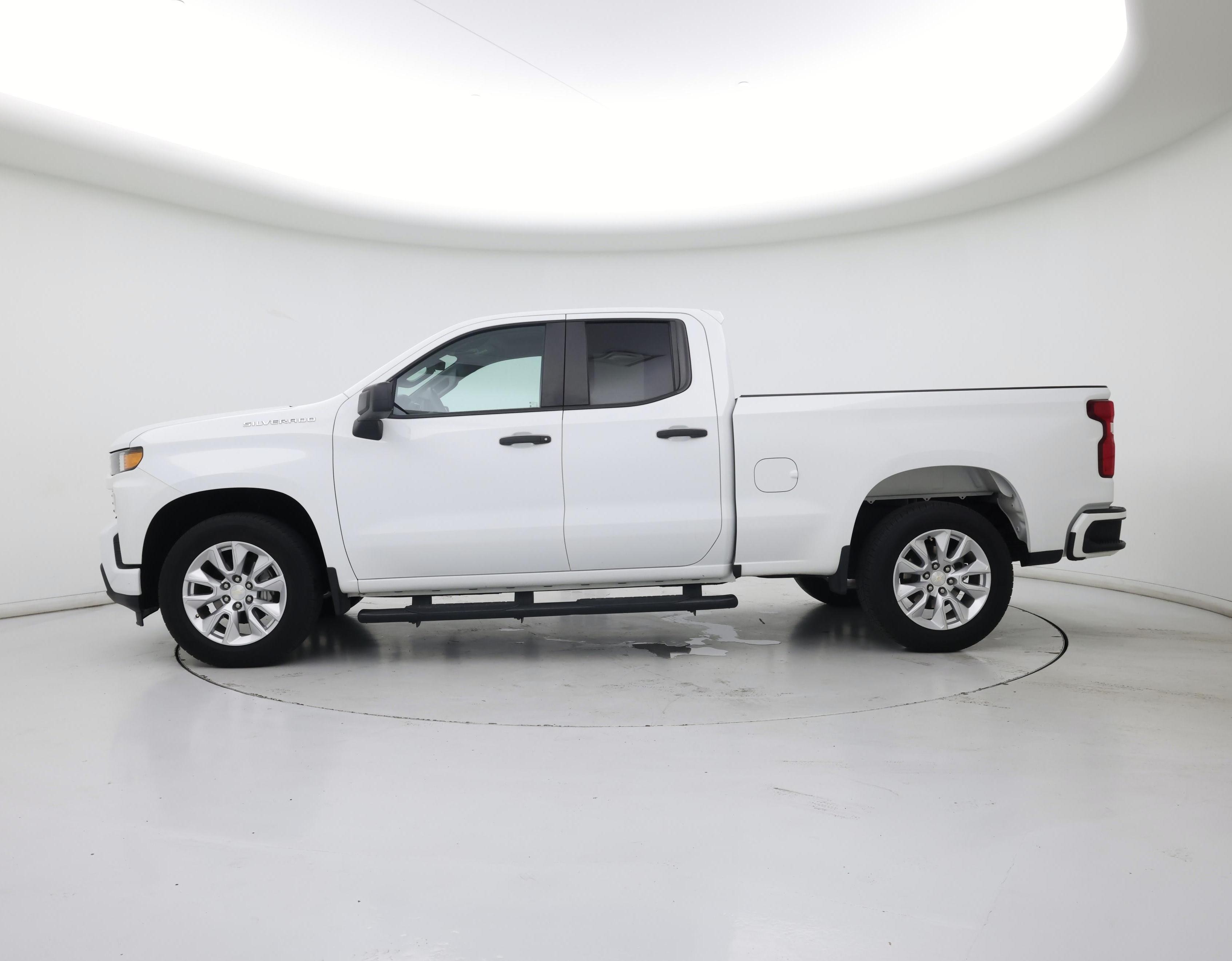 Thumbnail: 2019 Chevrolet Silverado 1500 - 3