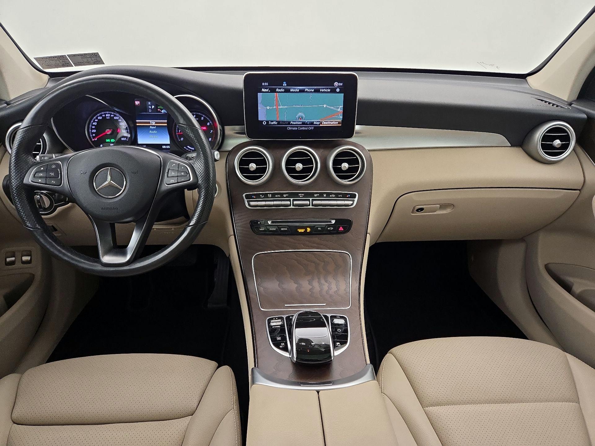 Thumbnail: 2019 Mercedes-Benz GLC - 9